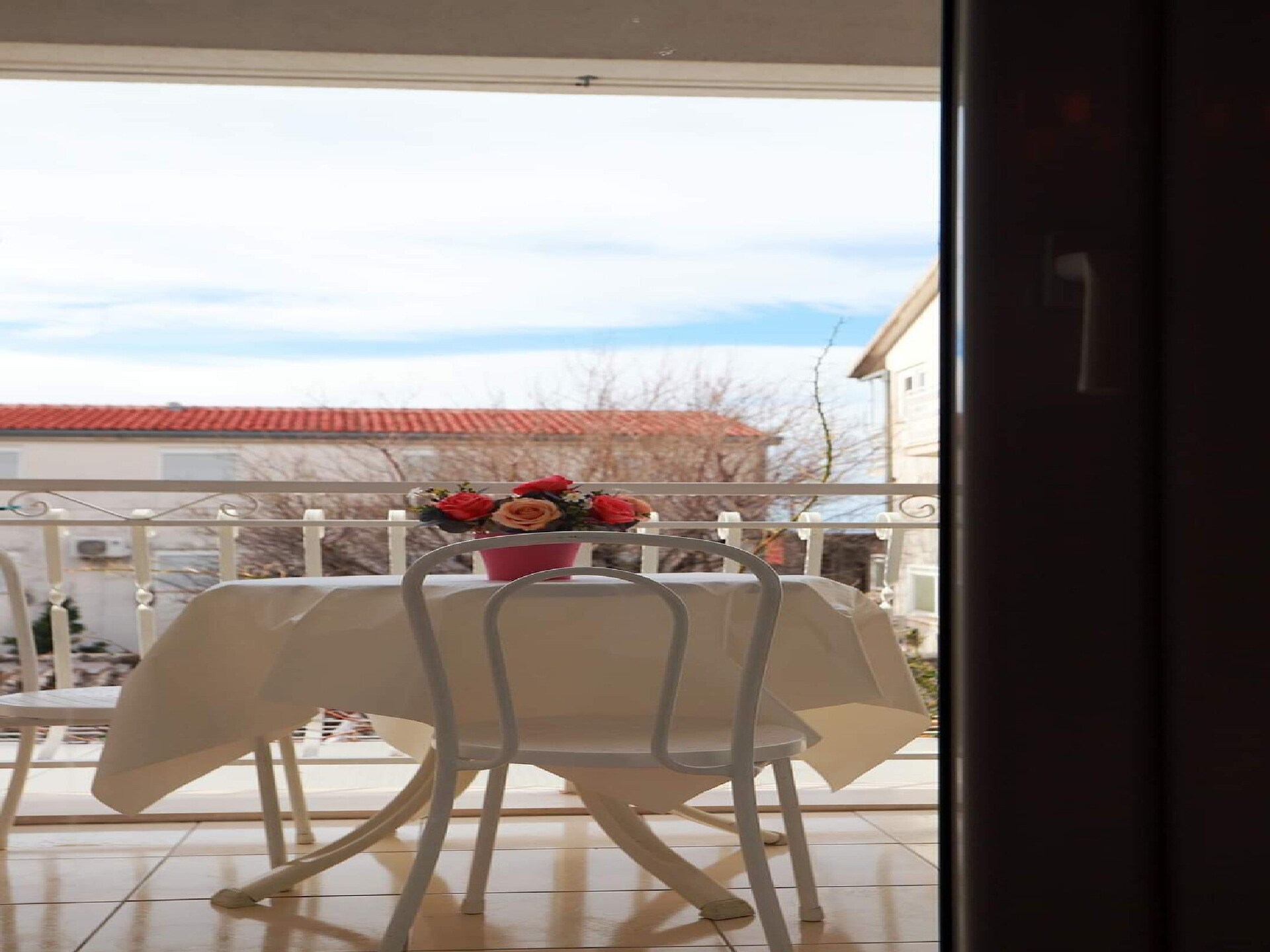 Knusse studio met zeezicht en balkon op 500 meter van het strand in Baška Voda - foto 12
