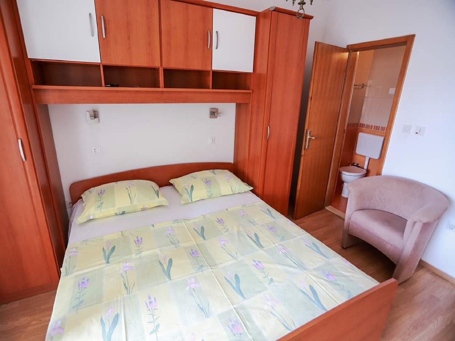 Knusse studio met zeezicht en balkon op 500 meter van het strand in Baška Voda - foto 7