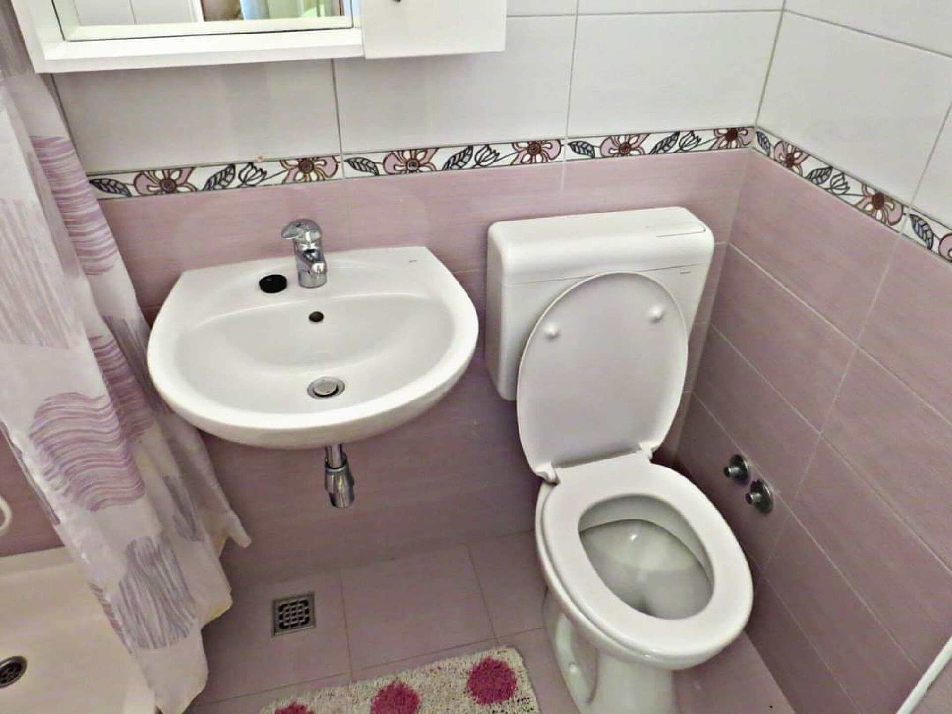 2-persoons appartement in Baška Voda op 500 m van het strand - foto 10