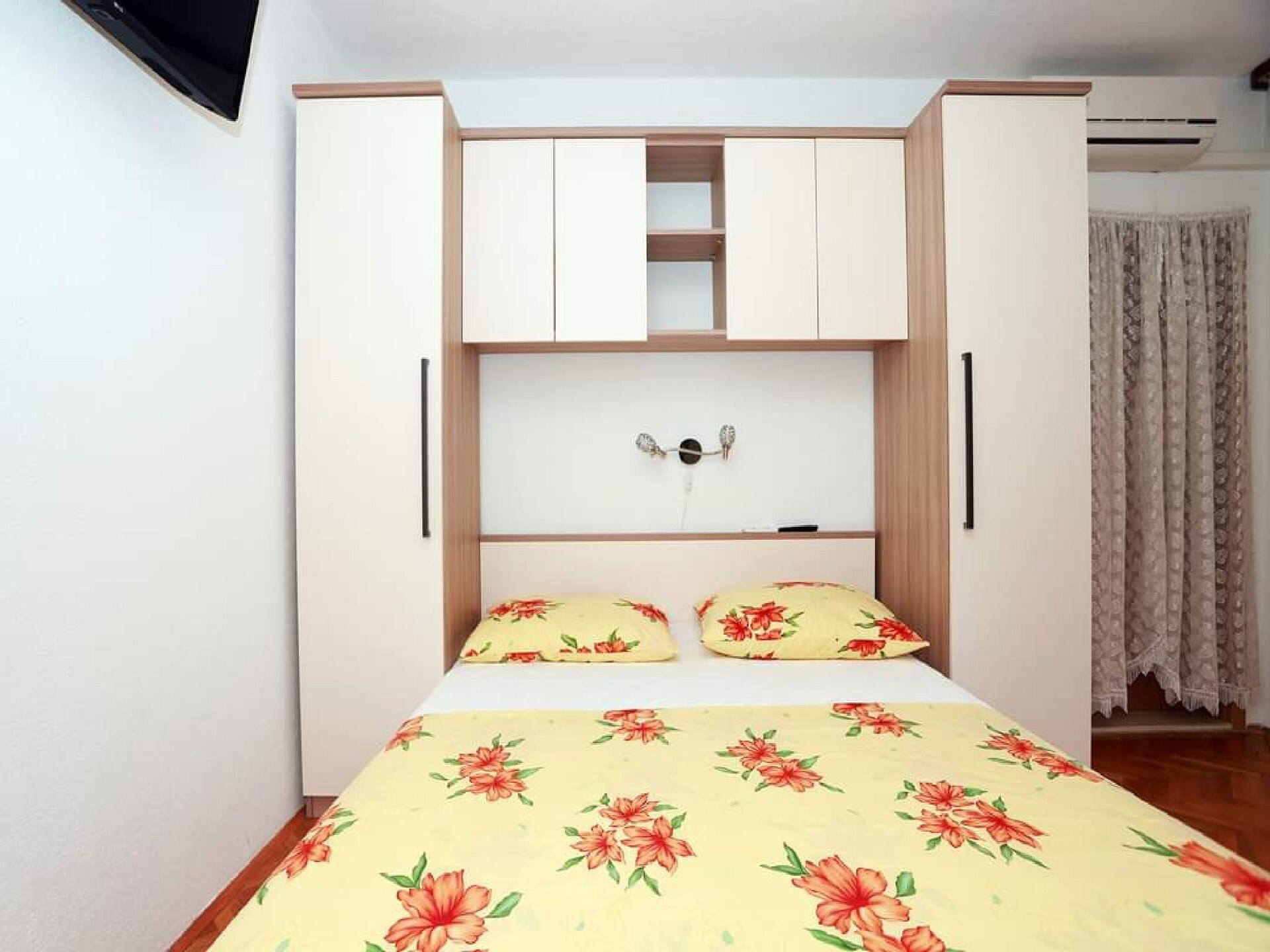 Op 500 m van het strand: Comfortabel appartement in Baška Voda - foto 7