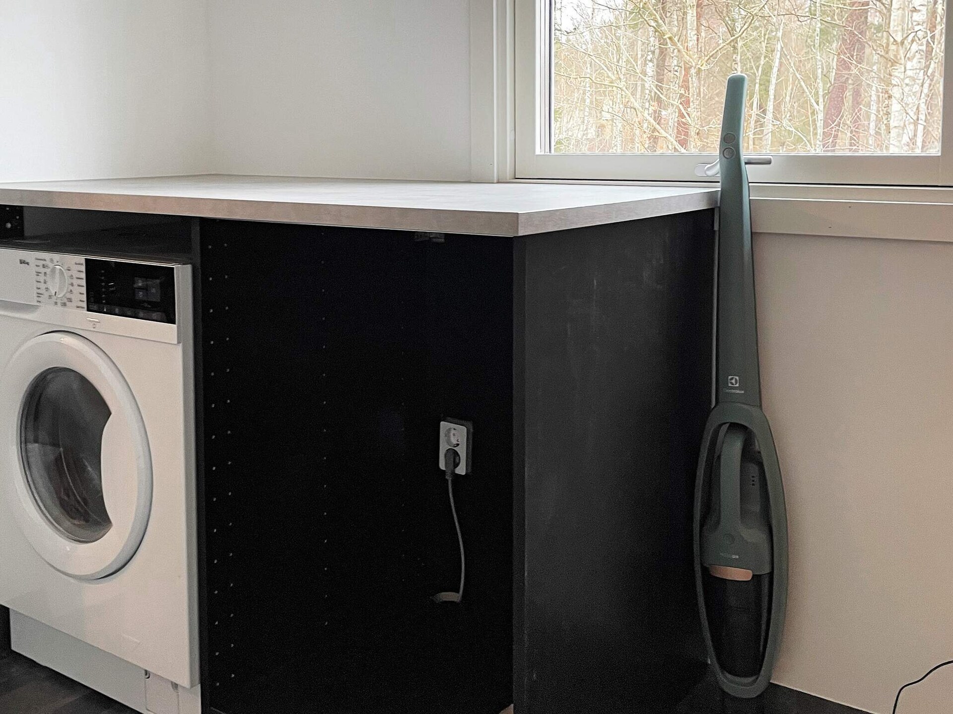 Gerenoveerd vakantiehuis met apart gastenverblijf vlakbij zee op Tjörn - foto 15