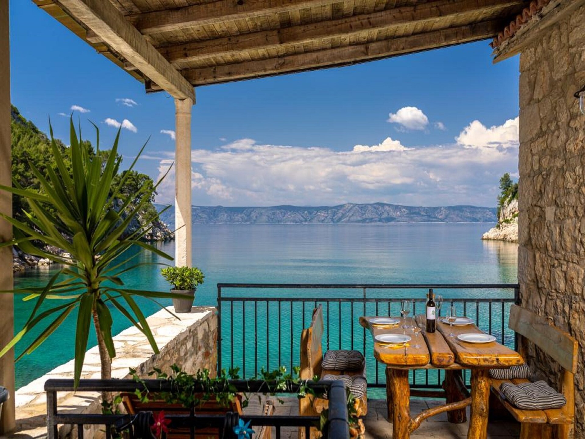 Duplex appartement met zeezicht op 10 meter van het strand op Hvar - foto 10