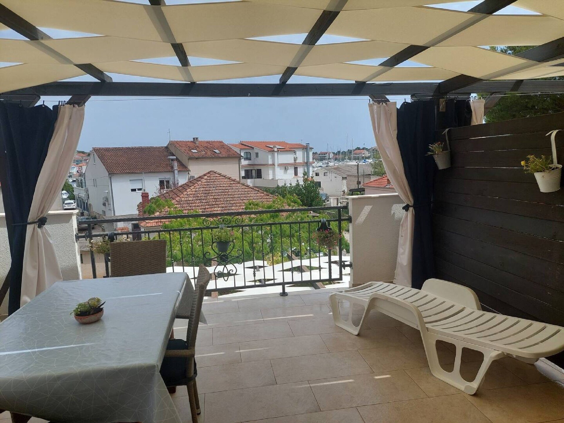 Superior appartement met terras op Murter, 200m van het strand - foto 34