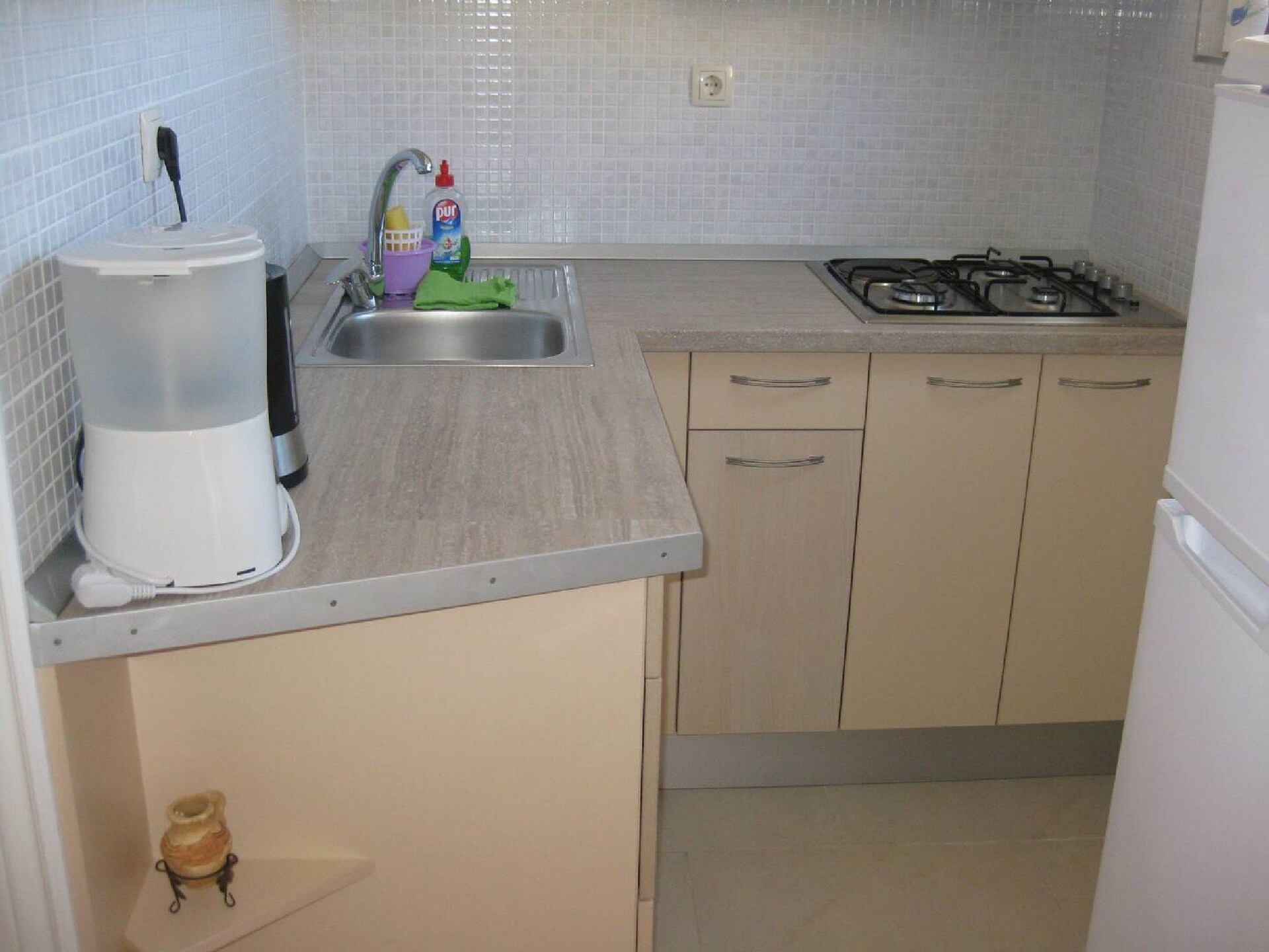 Superior appartement met terras op Murter, 200m van het strand - foto 7
