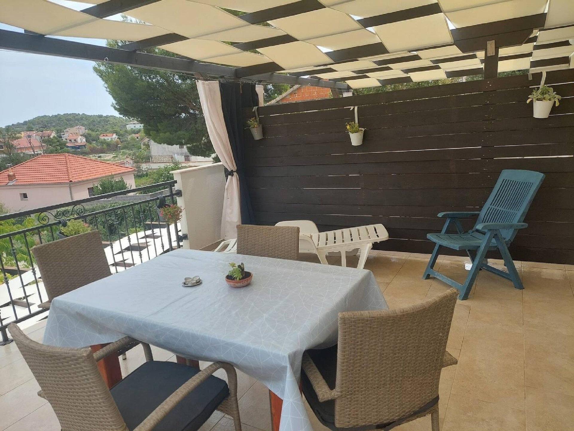Superior appartement met terras op Murter, 200m van het strand - foto 33