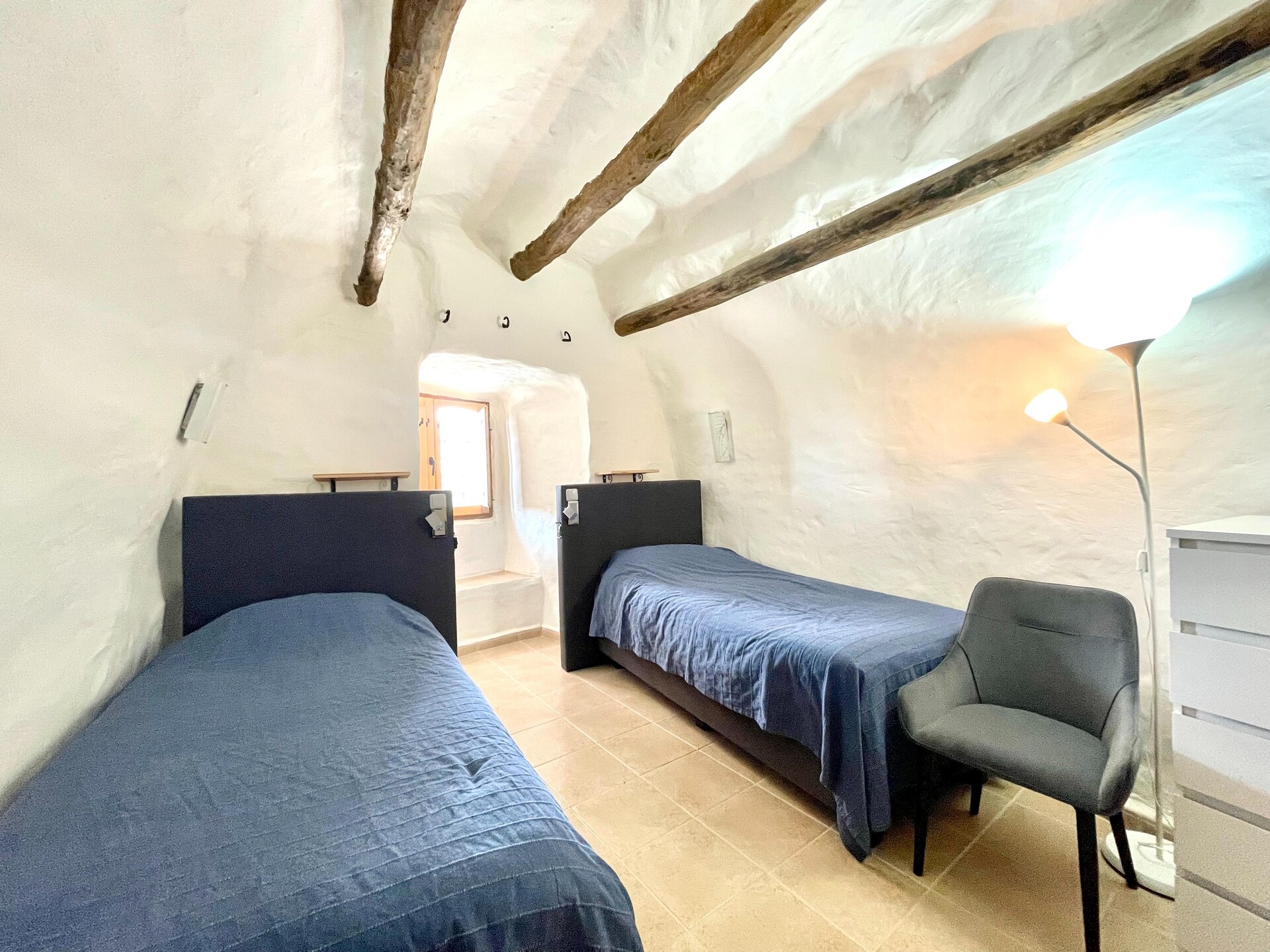 Uniek grotverblijf Casa Yara in Cúllar met zwembad en wellness - foto 18