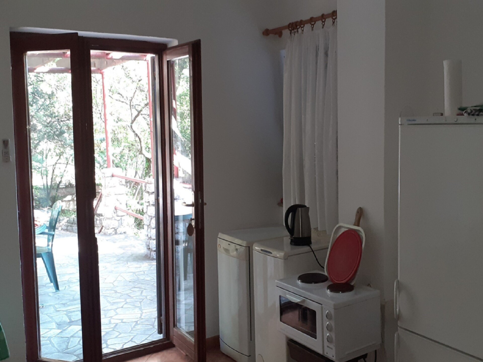 Aan het strand: Ruim appartement in Klenovica voor 5 personen - foto 7