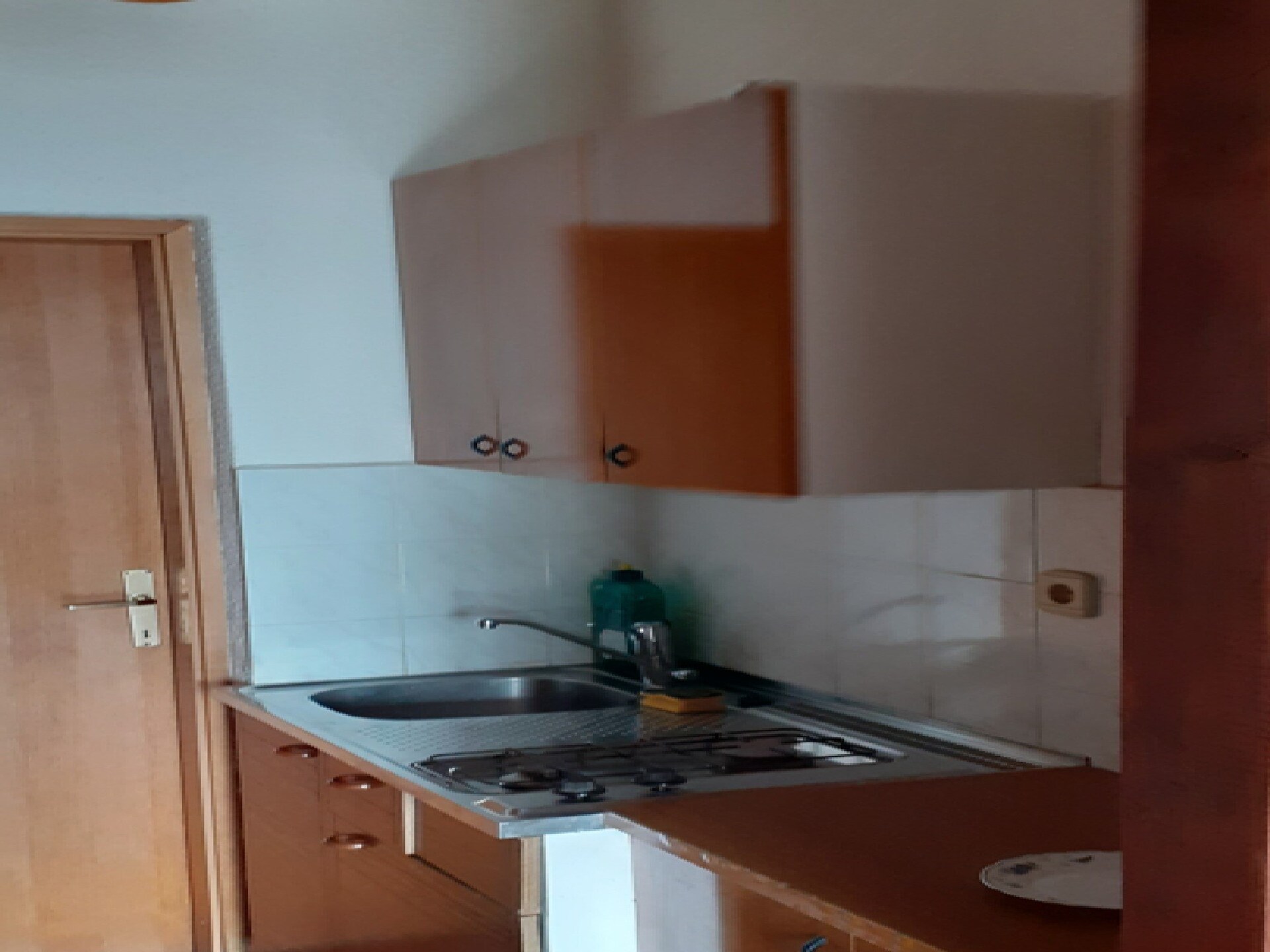 Appartement met zeezicht en terras op 100 meter van strand in Klenovica - foto 1