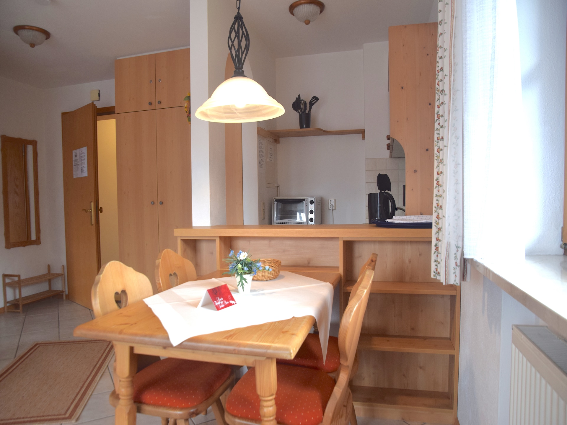 Knus appartement aan de voet van de Wendelstein met sauna, tuin en uitzicht - foto 12