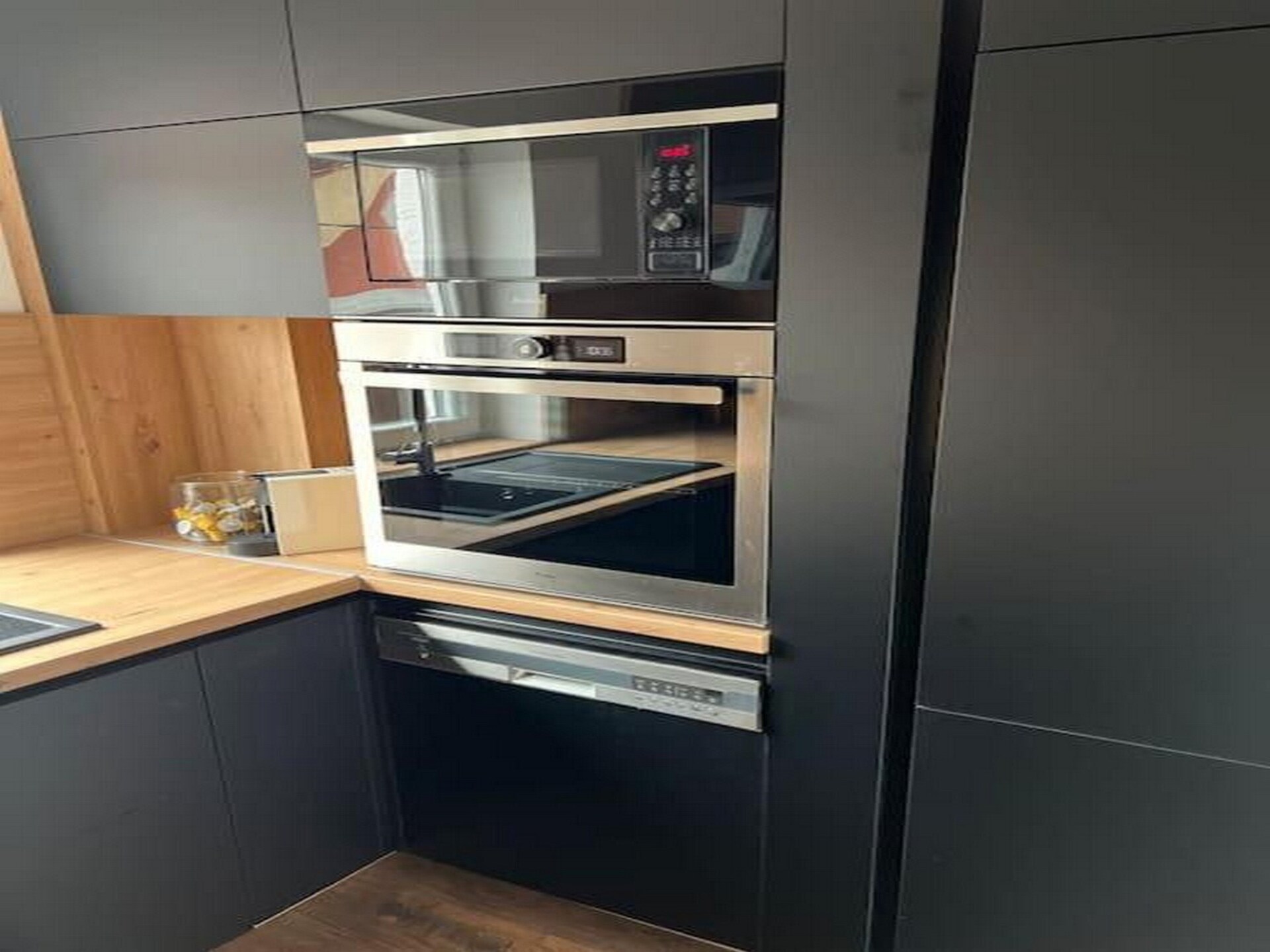 Urban Luxury Apartment Zagreb: Ruim appartement met terras - foto 8