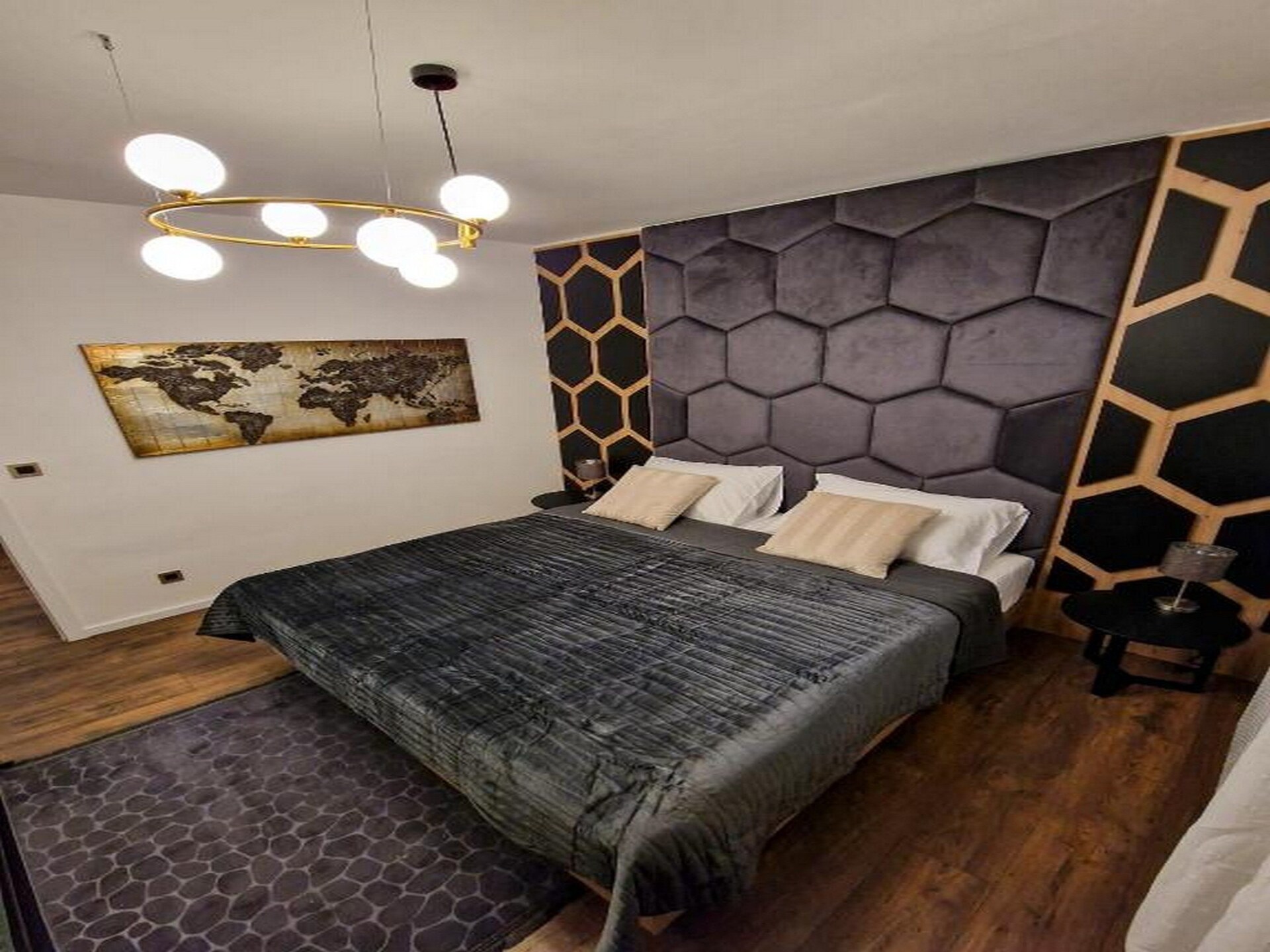 Urban Luxury Apartment Zagreb: Ruim appartement met terras - foto 16