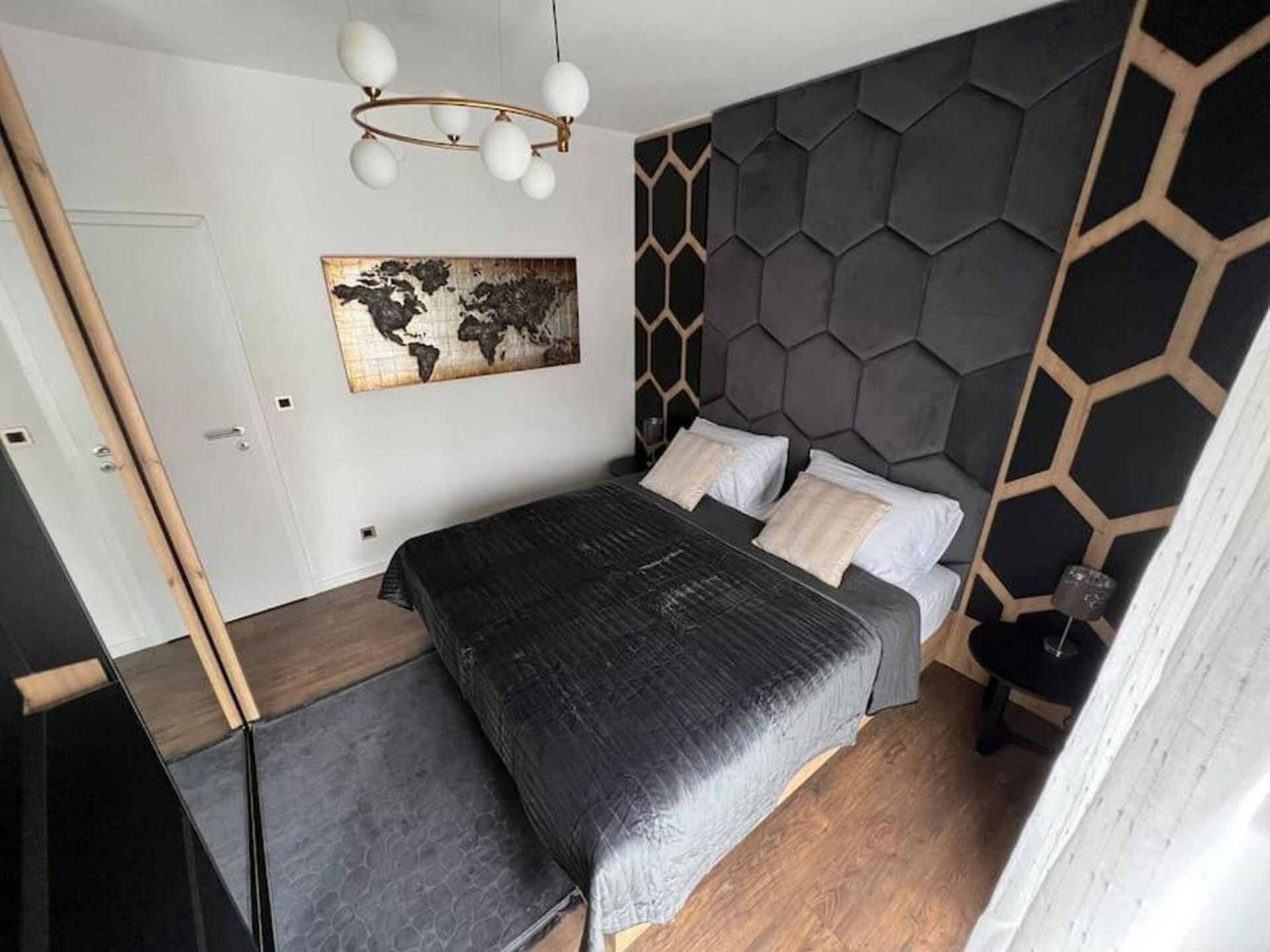Urban Luxury Apartment Zagreb: Ruim appartement met terras - foto 20