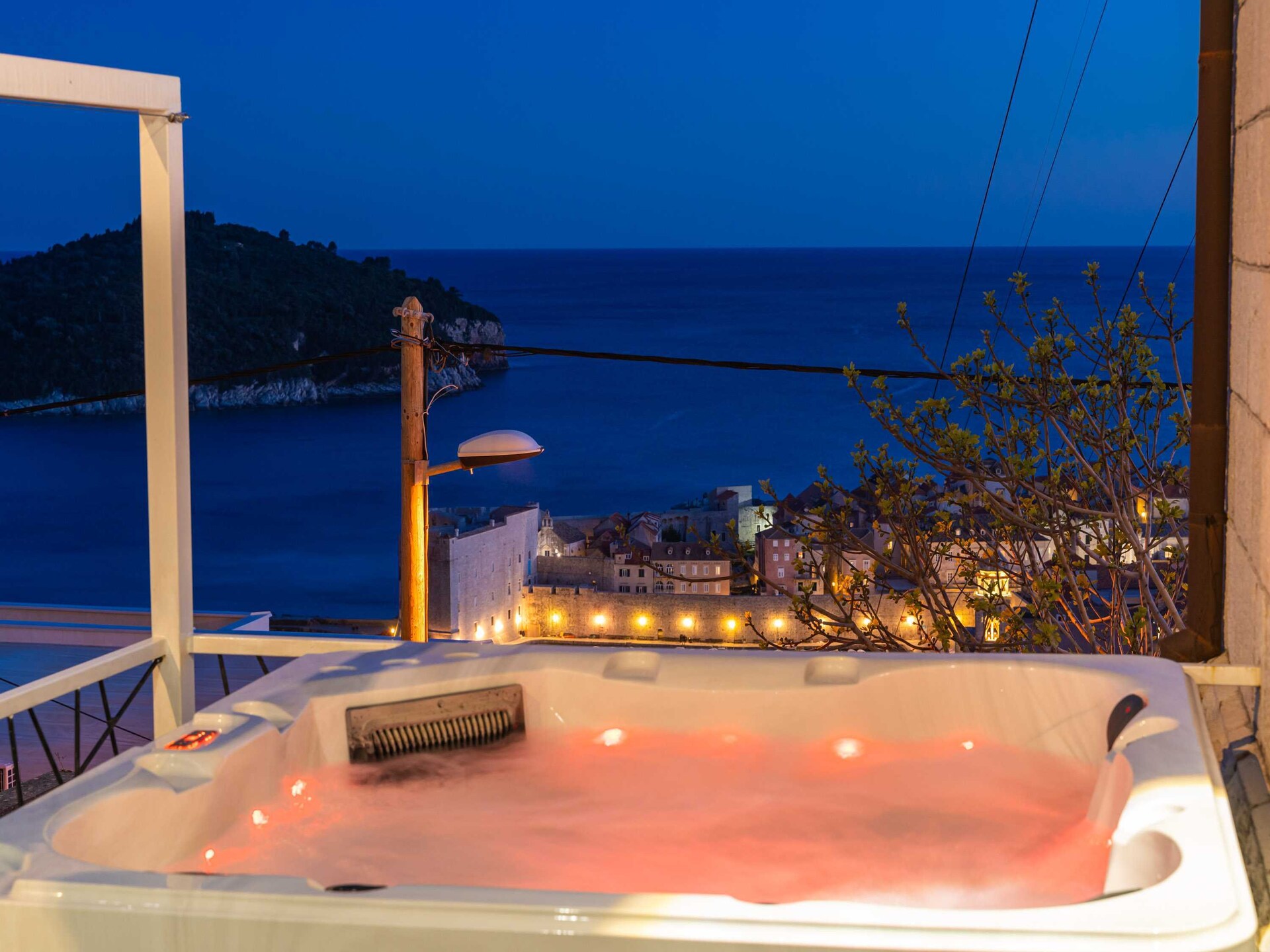 Appartement met zeezicht en terras vlakbij de oude stad van Dubrovnik - foto 28