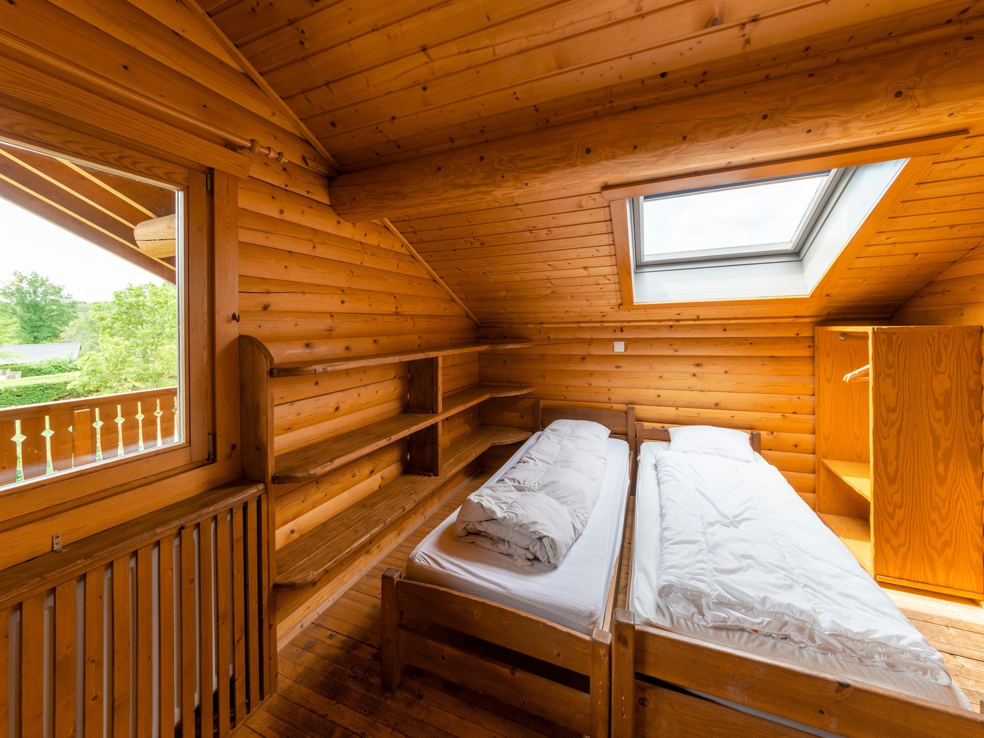 Op 1 km van het meer: 22-persoons vakantiehuis in Durbuy - foto 16