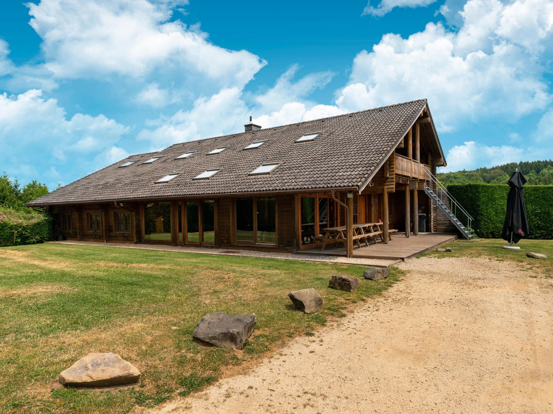 Op 1 km van het meer: 22-persoons vakantiehuis in Durbuy - foto 7