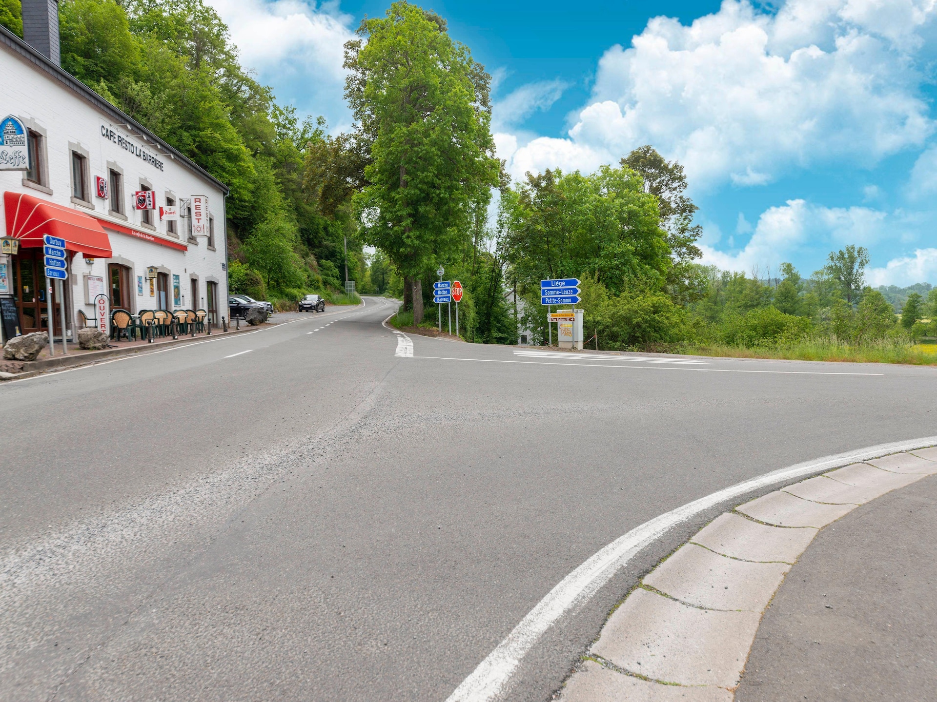 Op 1 km van het meer: 22-persoons vakantiehuis in Durbuy - foto 36