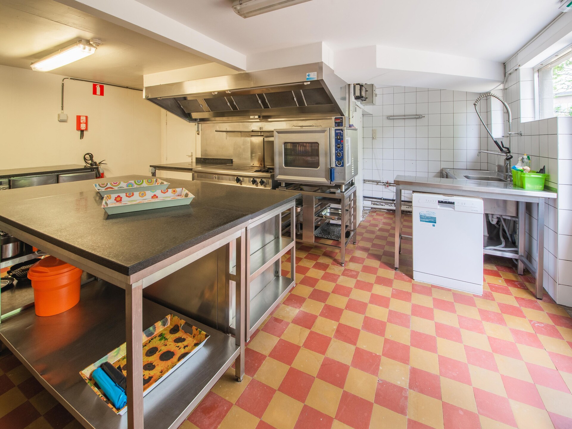 Op 1 km van het meer: 24-persoons vakantiehuis in Barvaux - foto 10