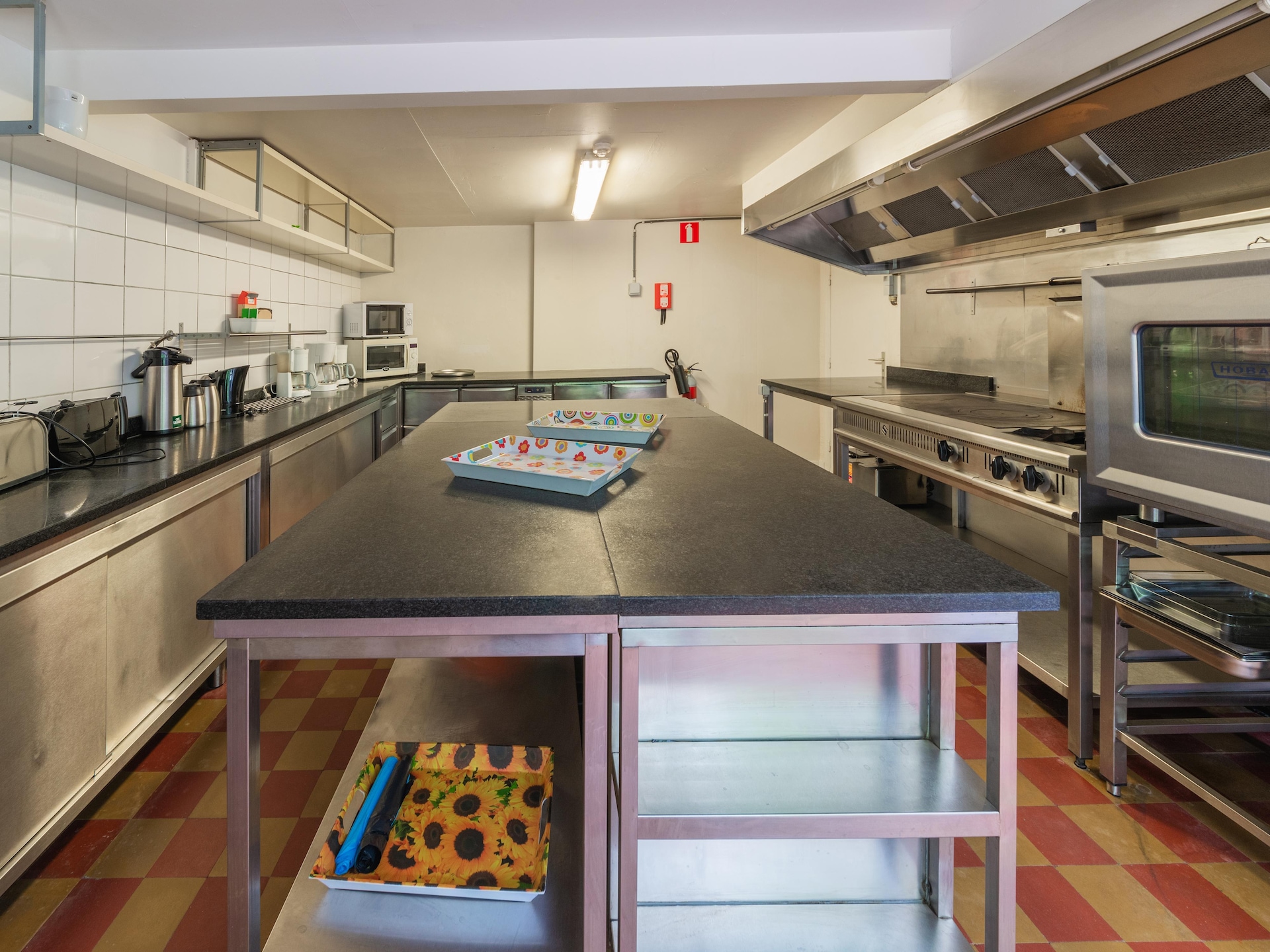 Op 1 km van het meer: 24-persoons vakantiehuis in Barvaux - foto 11