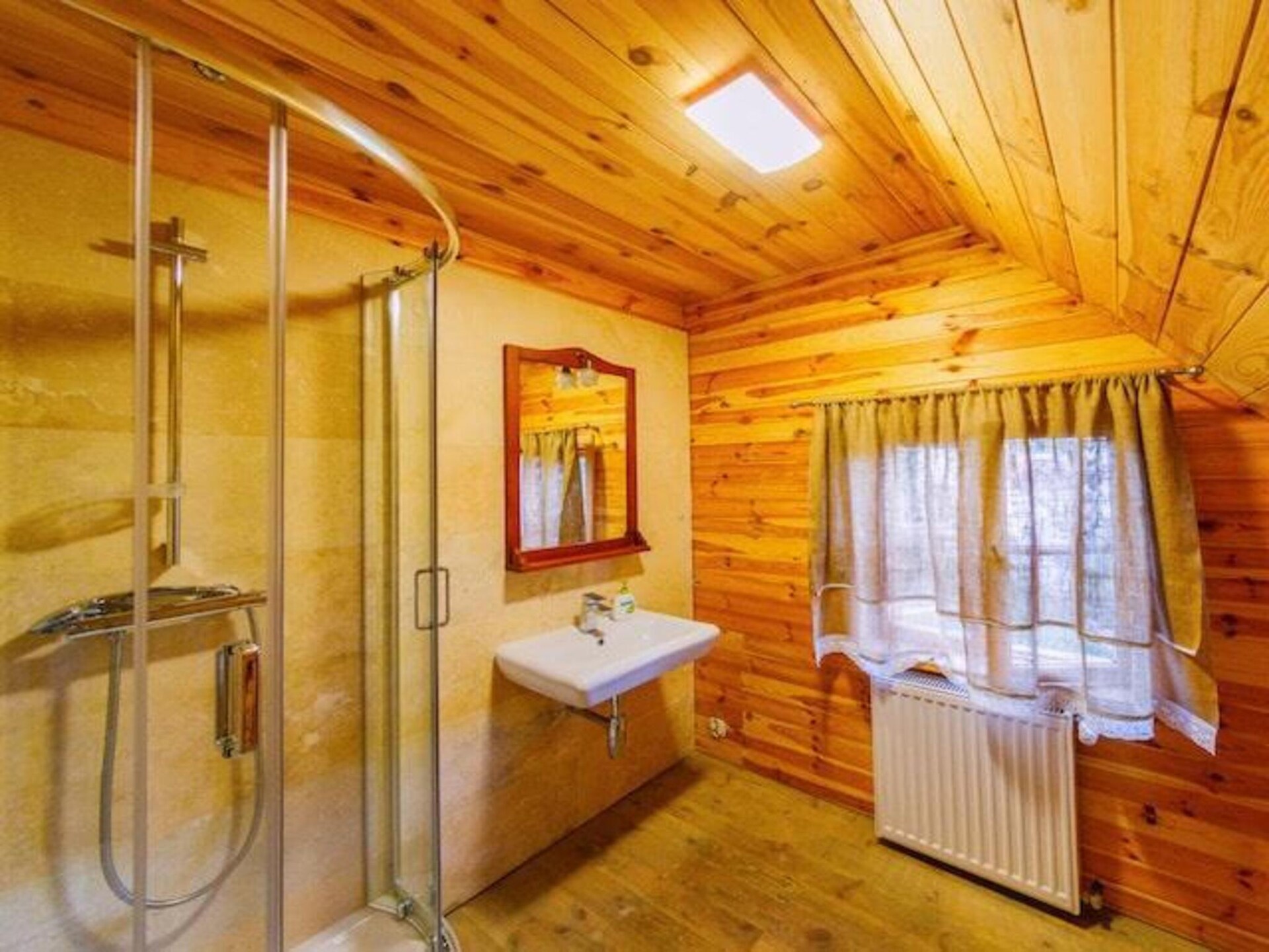 Sfeervol vakantiehuis met zwembad en grote tuin in Bełczna, West-Pommeren - foto 17
