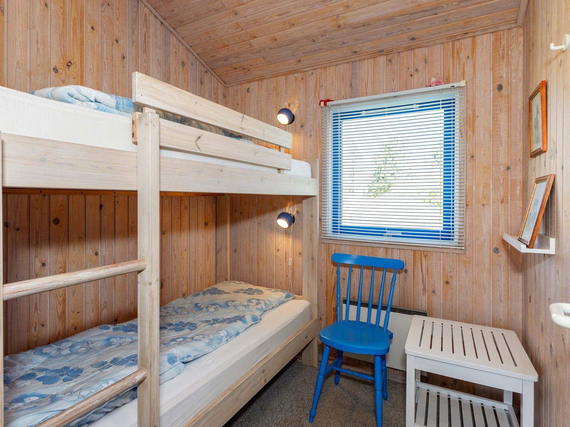 Licht vakantiehuis bij de duinen en het strand van Rødhus - foto 31