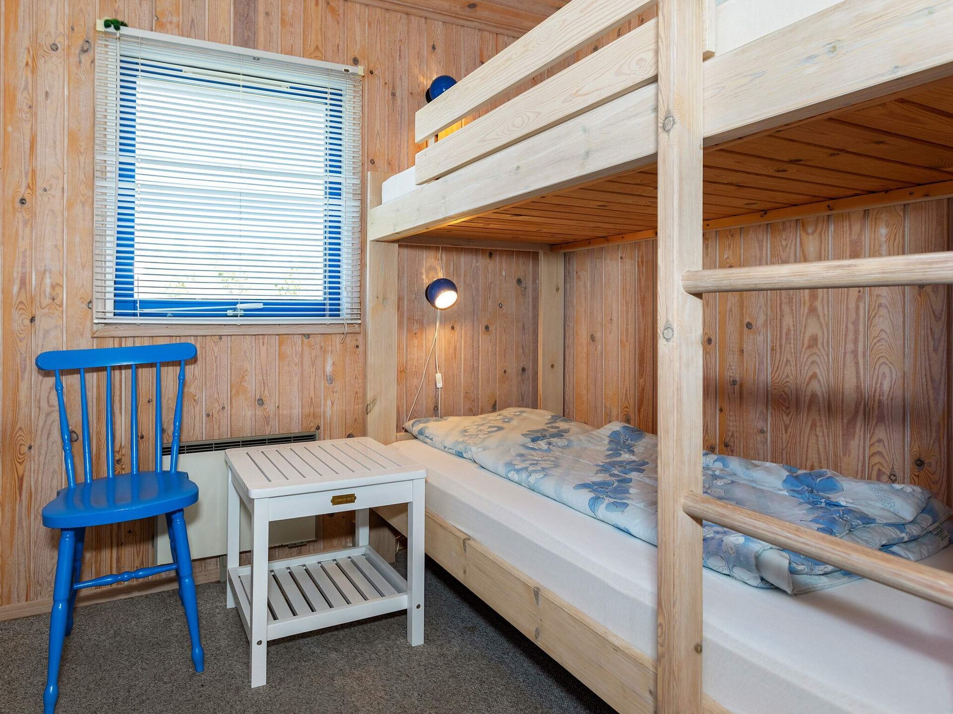 Licht vakantiehuis bij de duinen en het strand van Rødhus - foto 32