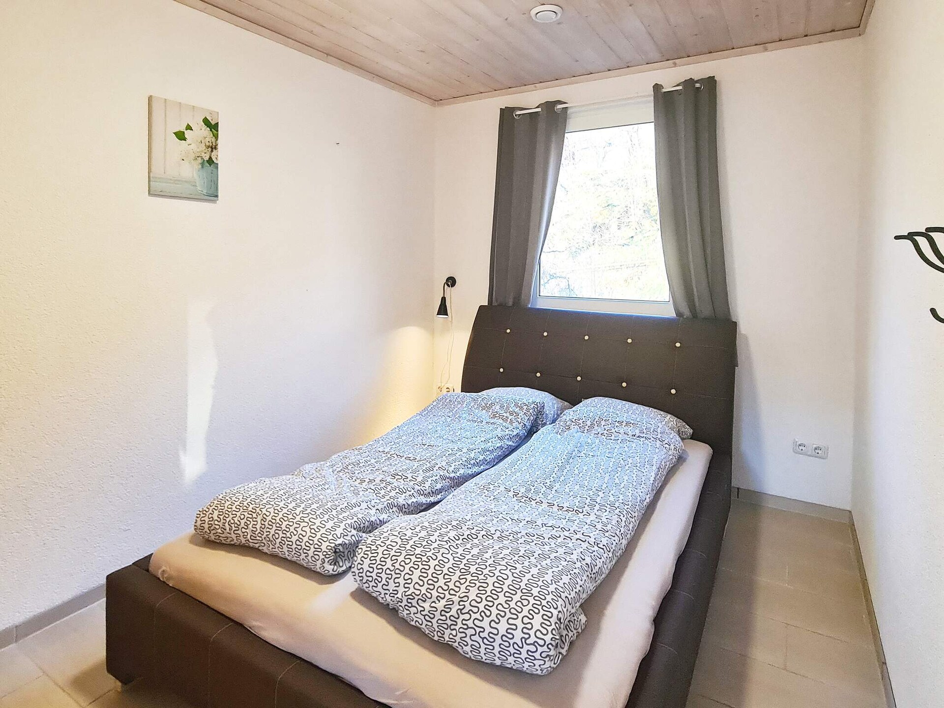 Vrijstaand vakantiehuis met waterzicht en snelle WiFi op Osterøy - foto 19