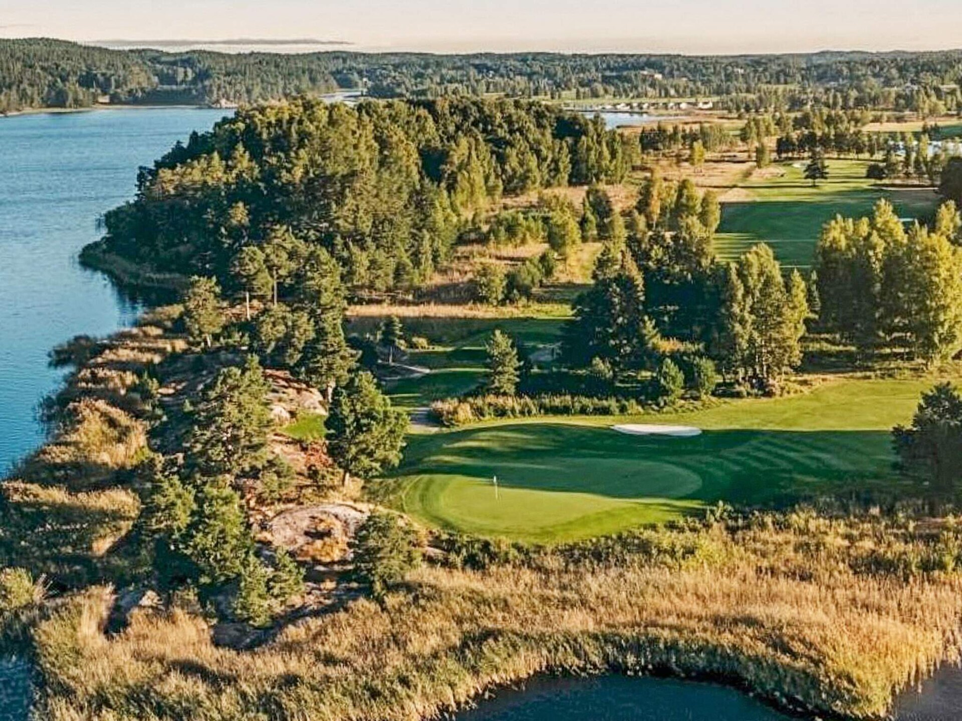 Vrijstaand vakantiehuis aan het Gransjönmeer met privé terras en uitzicht - foto 10
