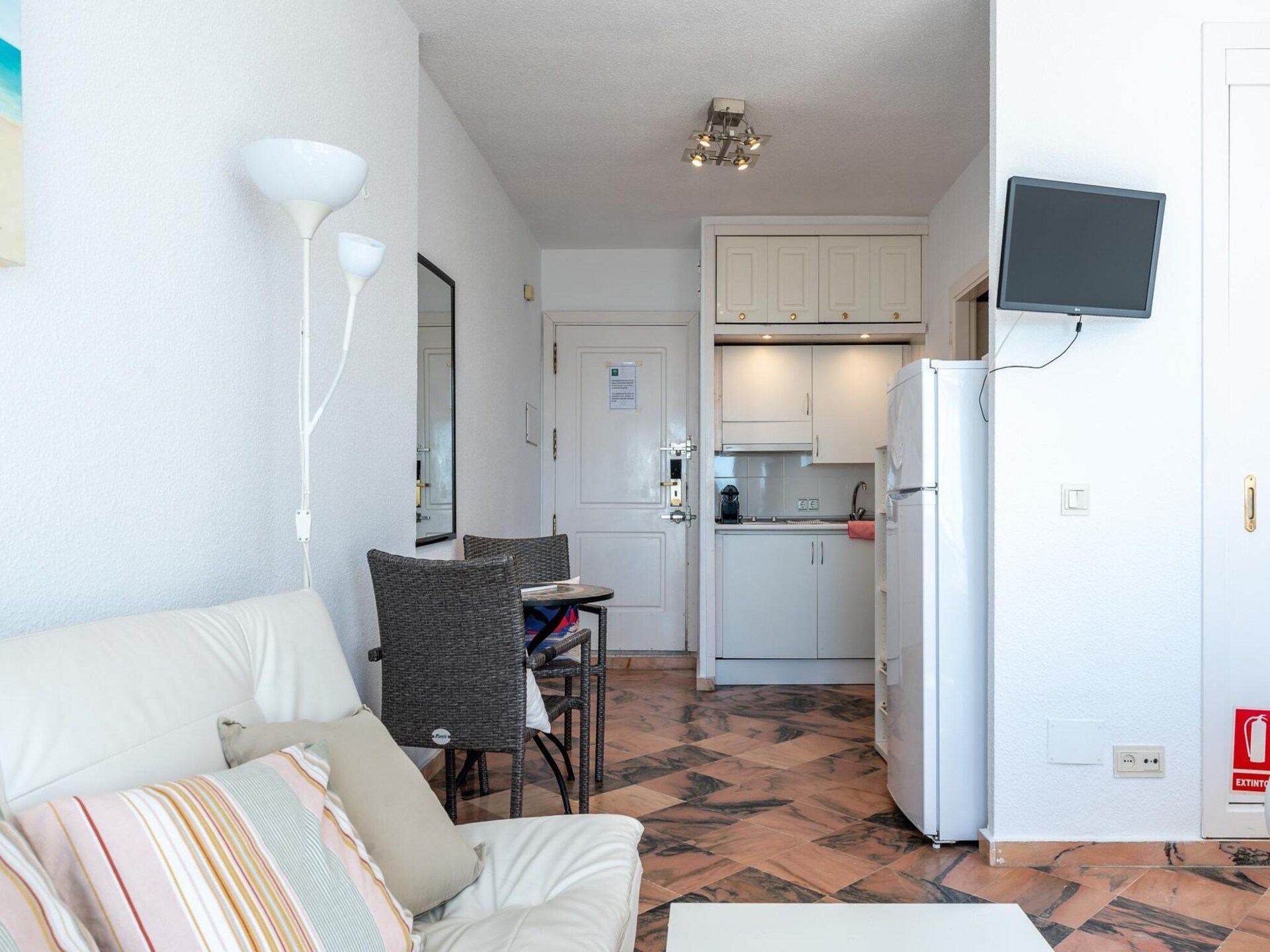 Studio aan de golfbaan, op 100 meter van het strand in Elviria - foto 10