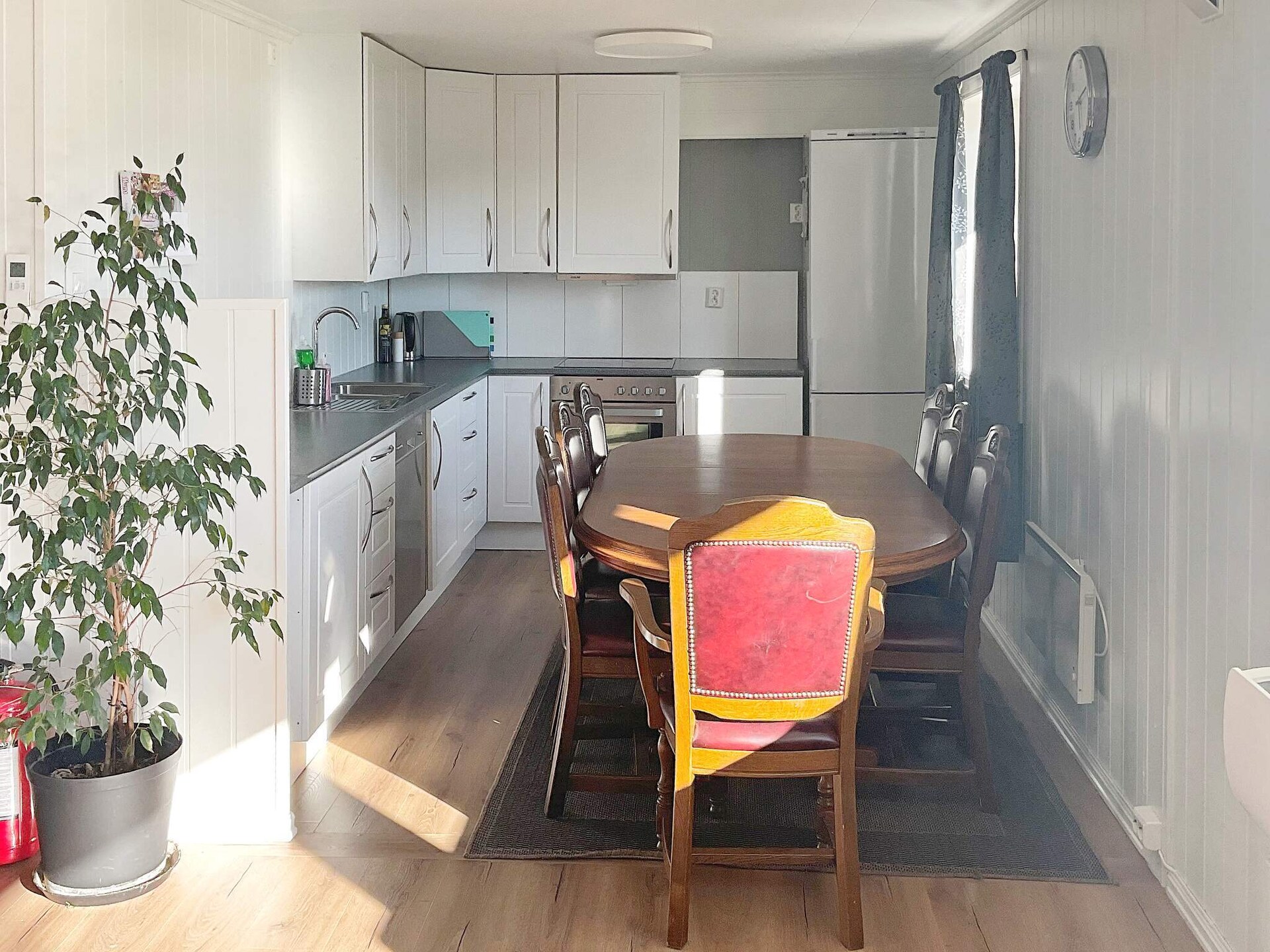 Ruim appartement op een boerderij in Averøy met uitzicht op de fjord - foto 7