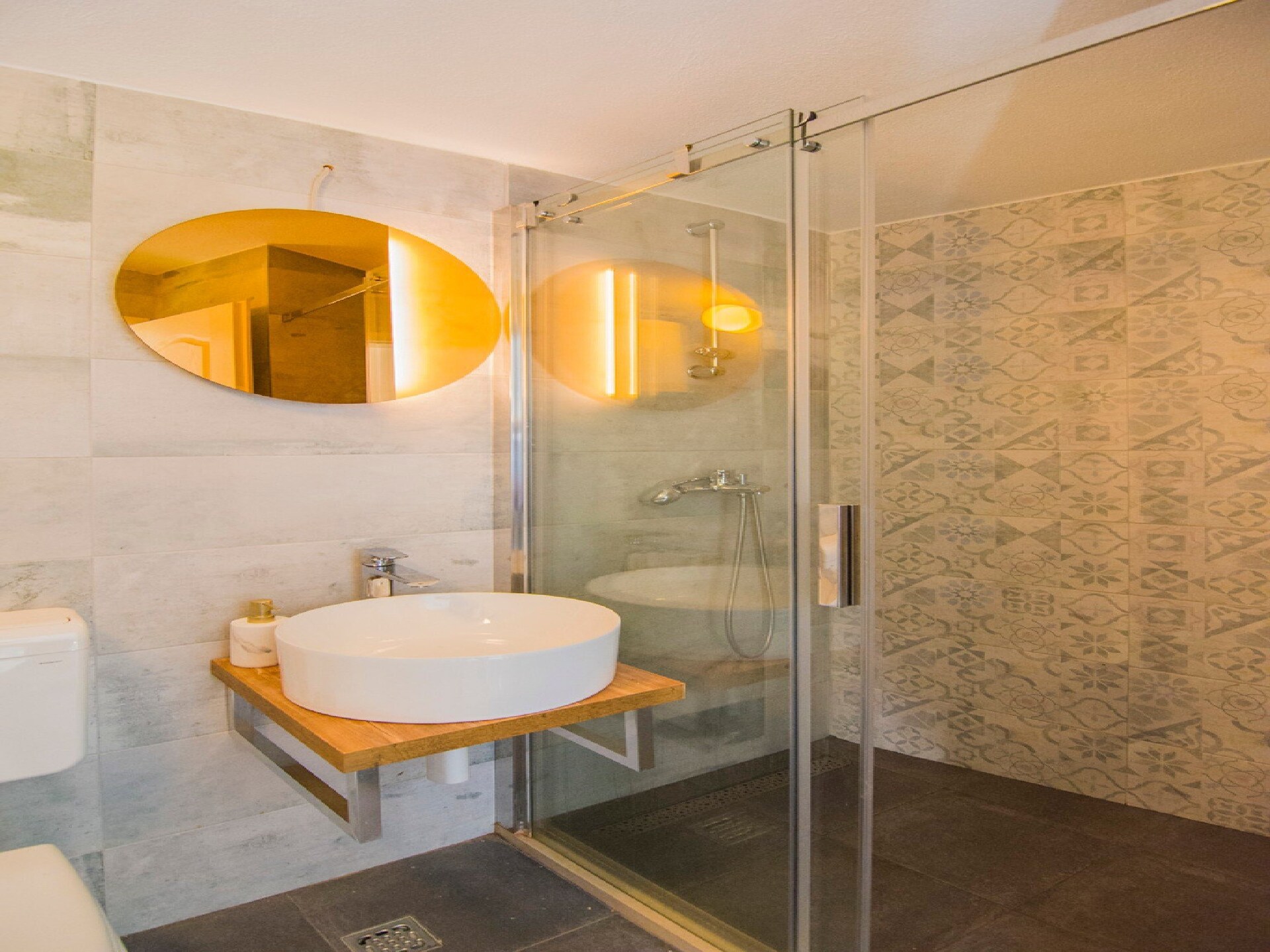 Villa Roza: knusse villa met privézwembad op 800m van zee in Splitska, Brač - foto 13