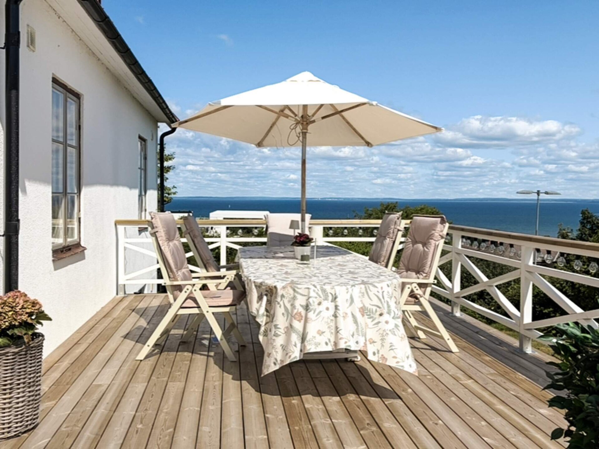 Op 800 m van zee: Karaktervol vakantiehuis in Båstad - foto 2