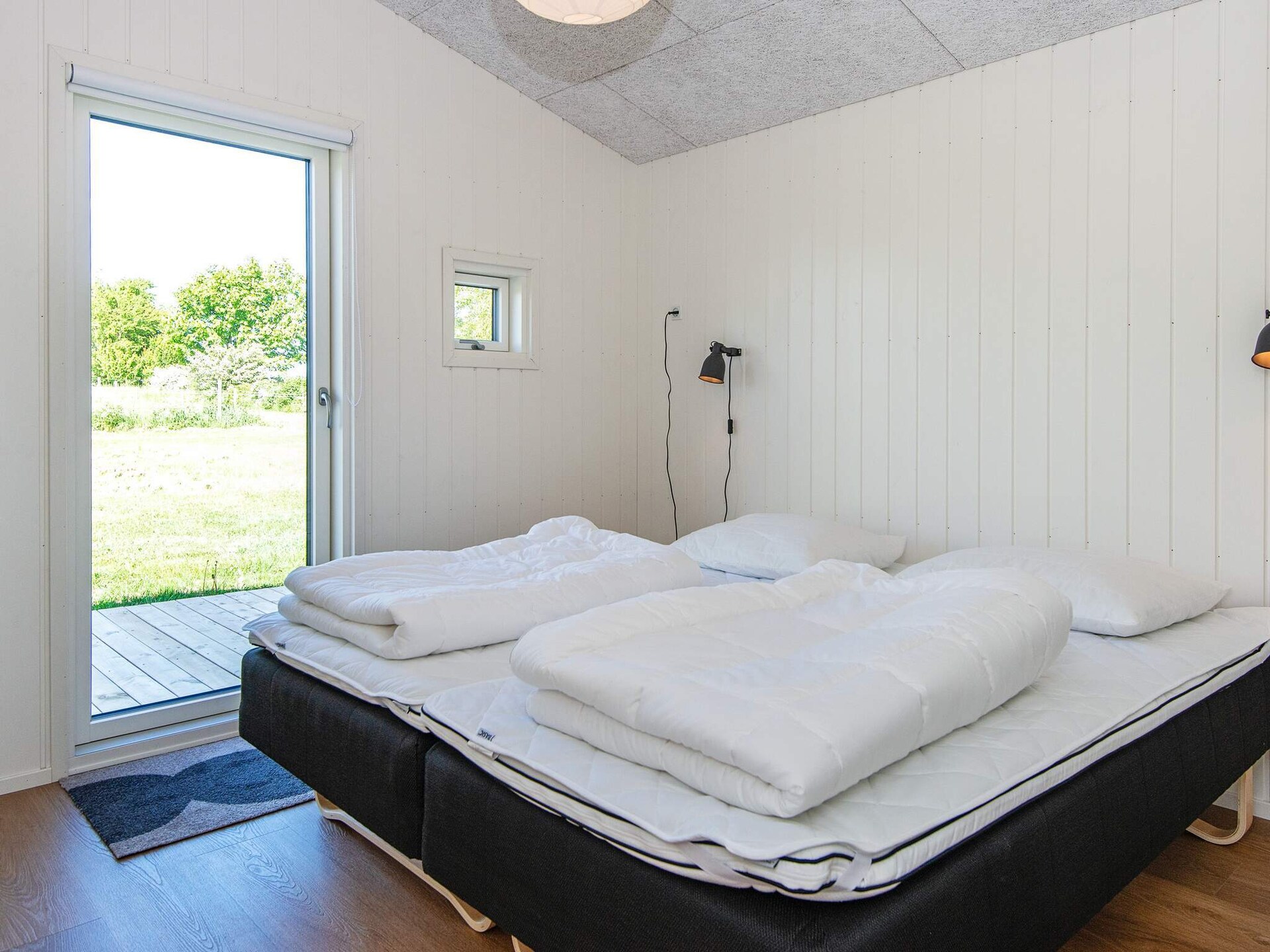 Op 350 m van zee: Modern vakantiehuis in Rønde met zeezicht - foto 11