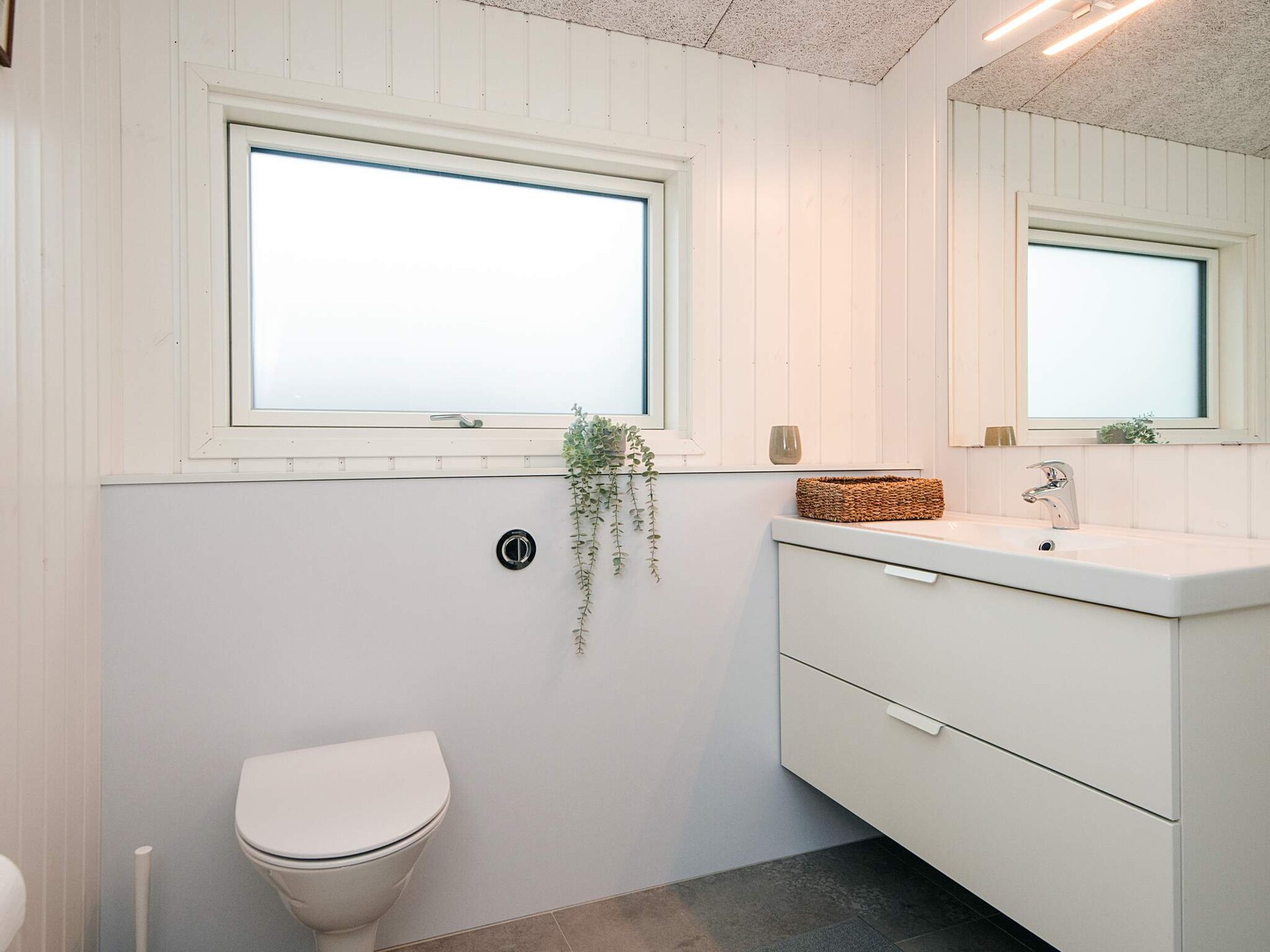 Op 350 m van zee: Modern vakantiehuis in Rønde met zeezicht - foto 18