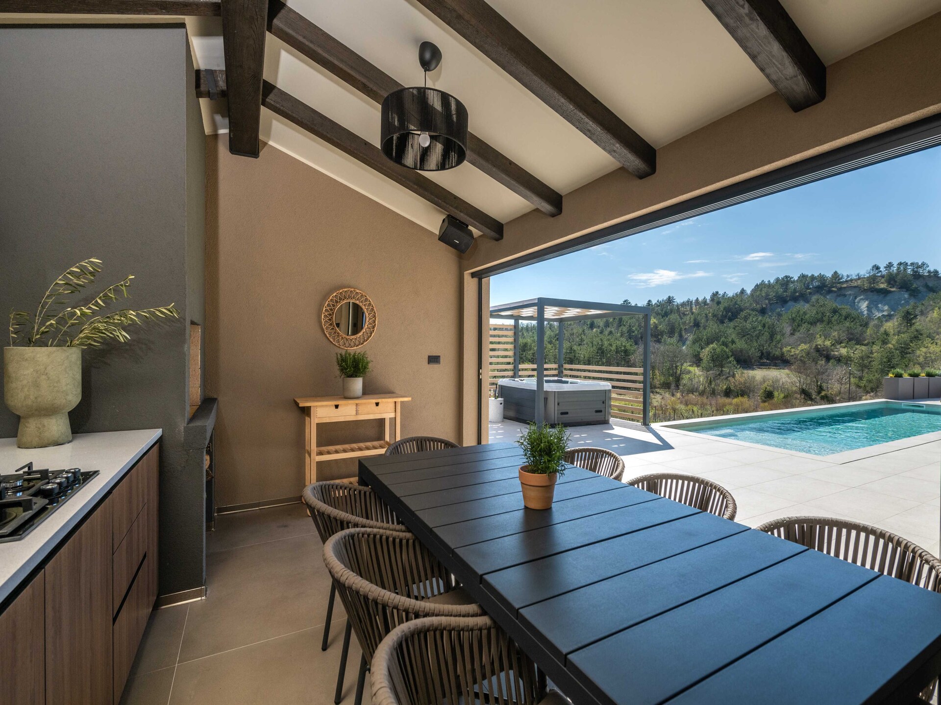 Villa Noeli: Ruime villa met privézwembad nabij het kleinste stadje ter wereld - foto 16