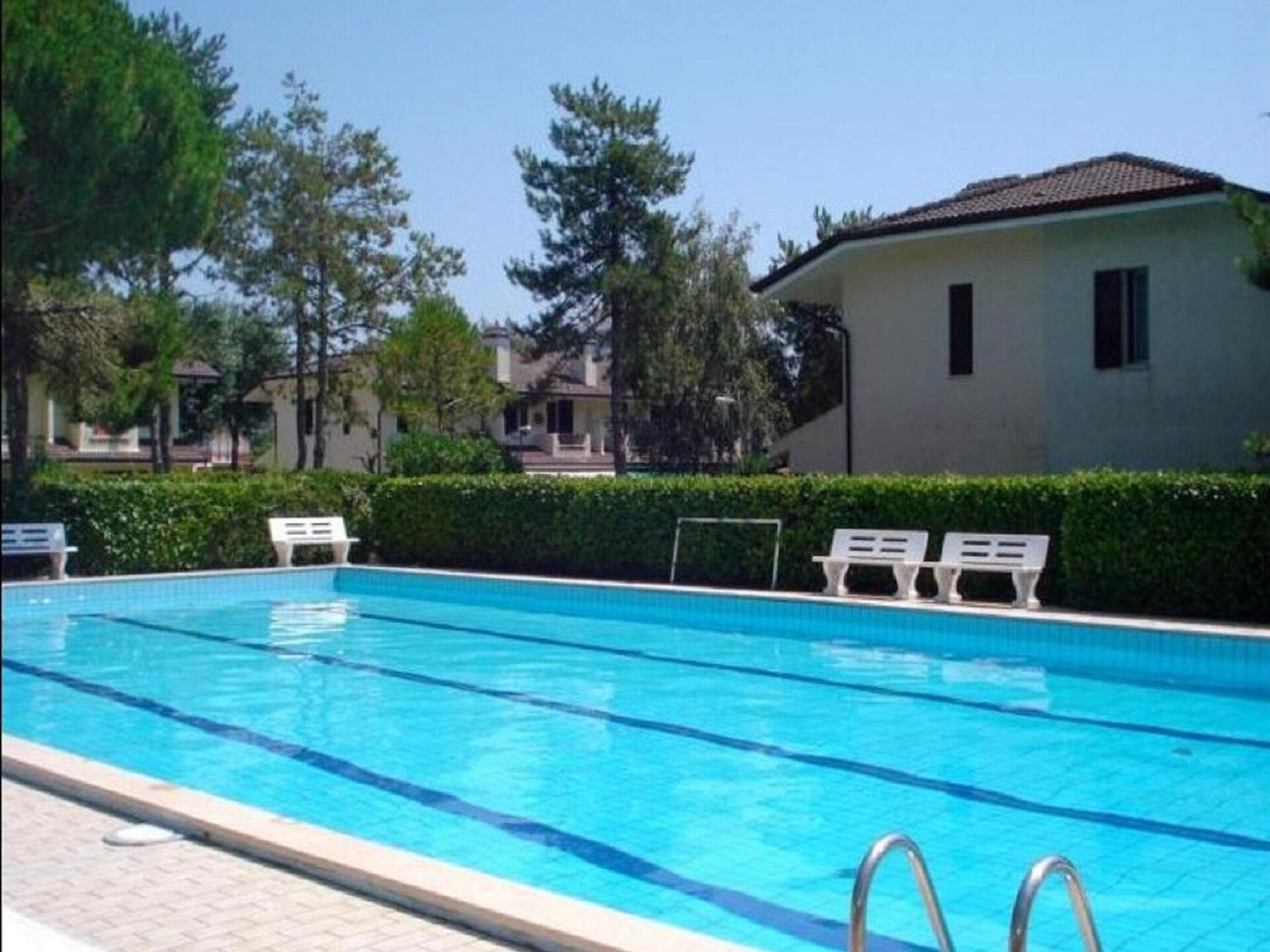 Charmante villa met privétuin in Porto Santa Margherita, 1,3 km van het strand - foto 32
