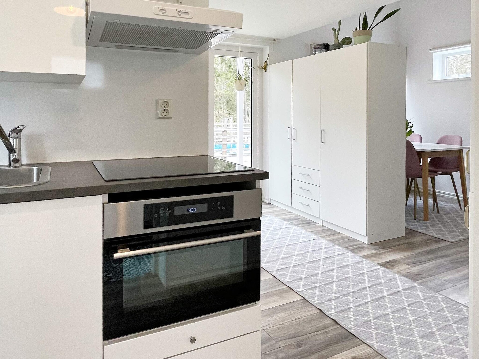 Vakantiehuis in Rockneby op 1,0 km van het meer met buitenpool - foto 16