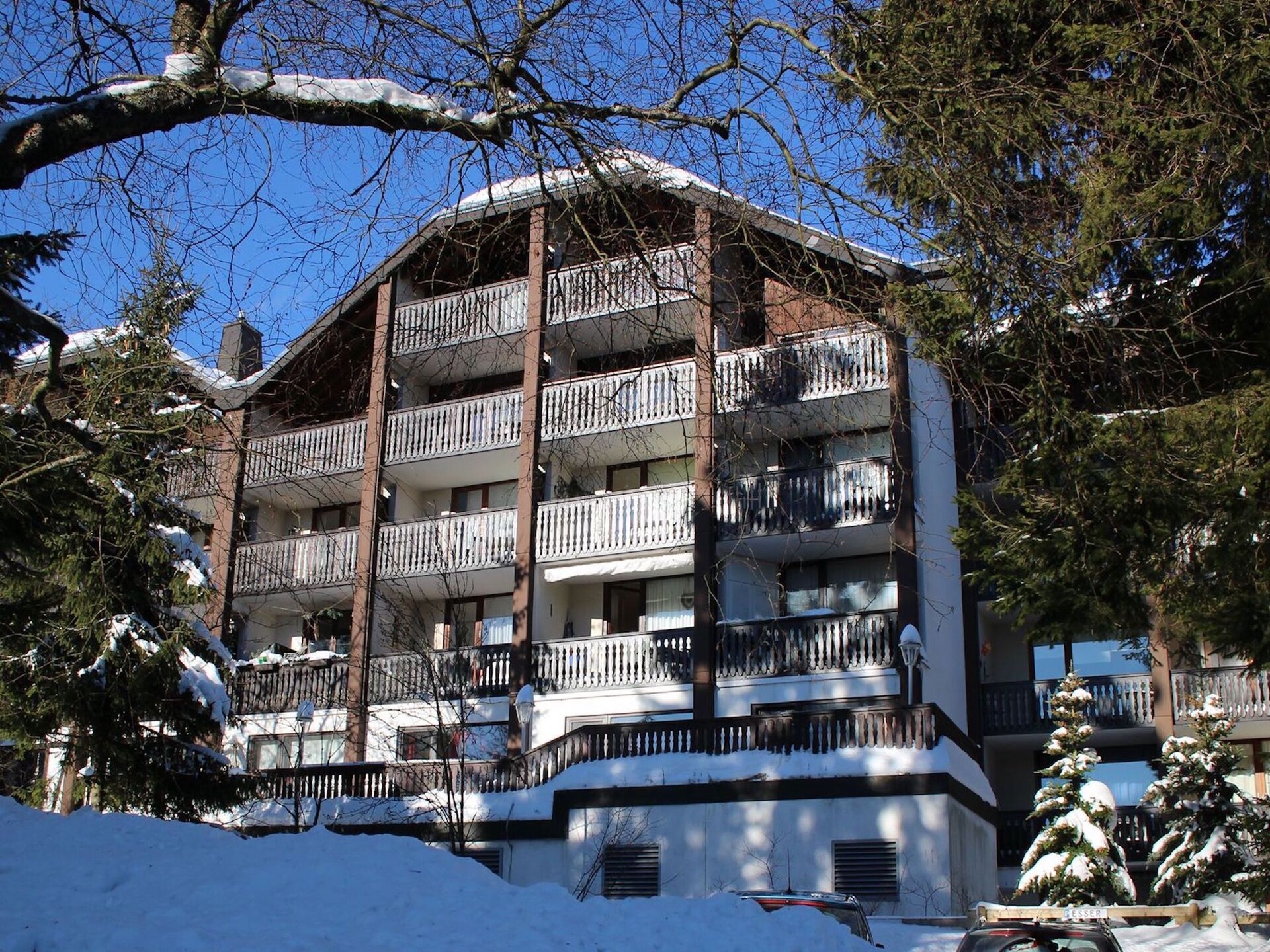Licht appartement op de 3e verdieping met balkon, vlakbij de piste en het centrum - foto 14