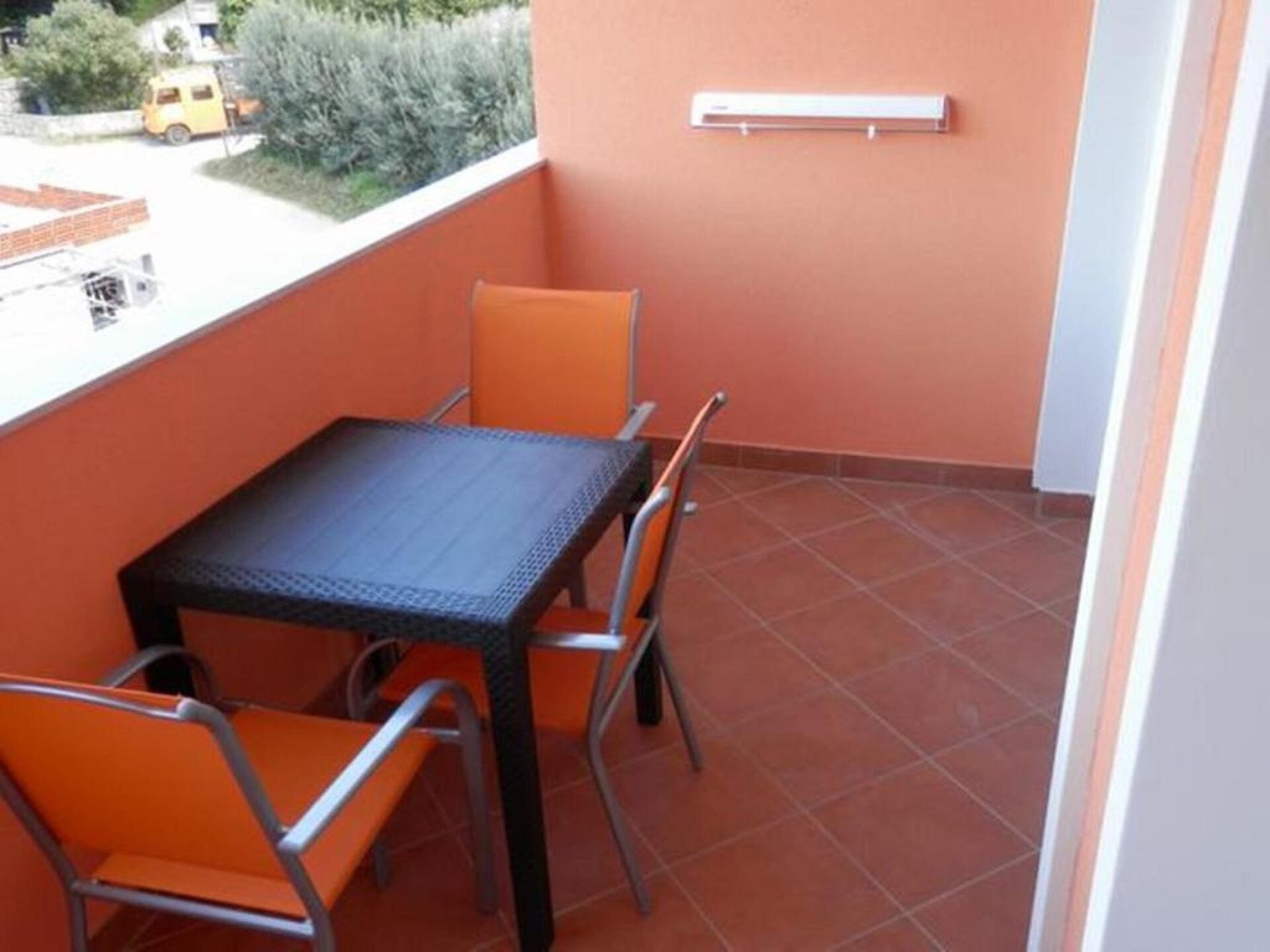 Appartement met balkon en zeezicht op 300m van strand in Jelsa, Hvar - foto 14