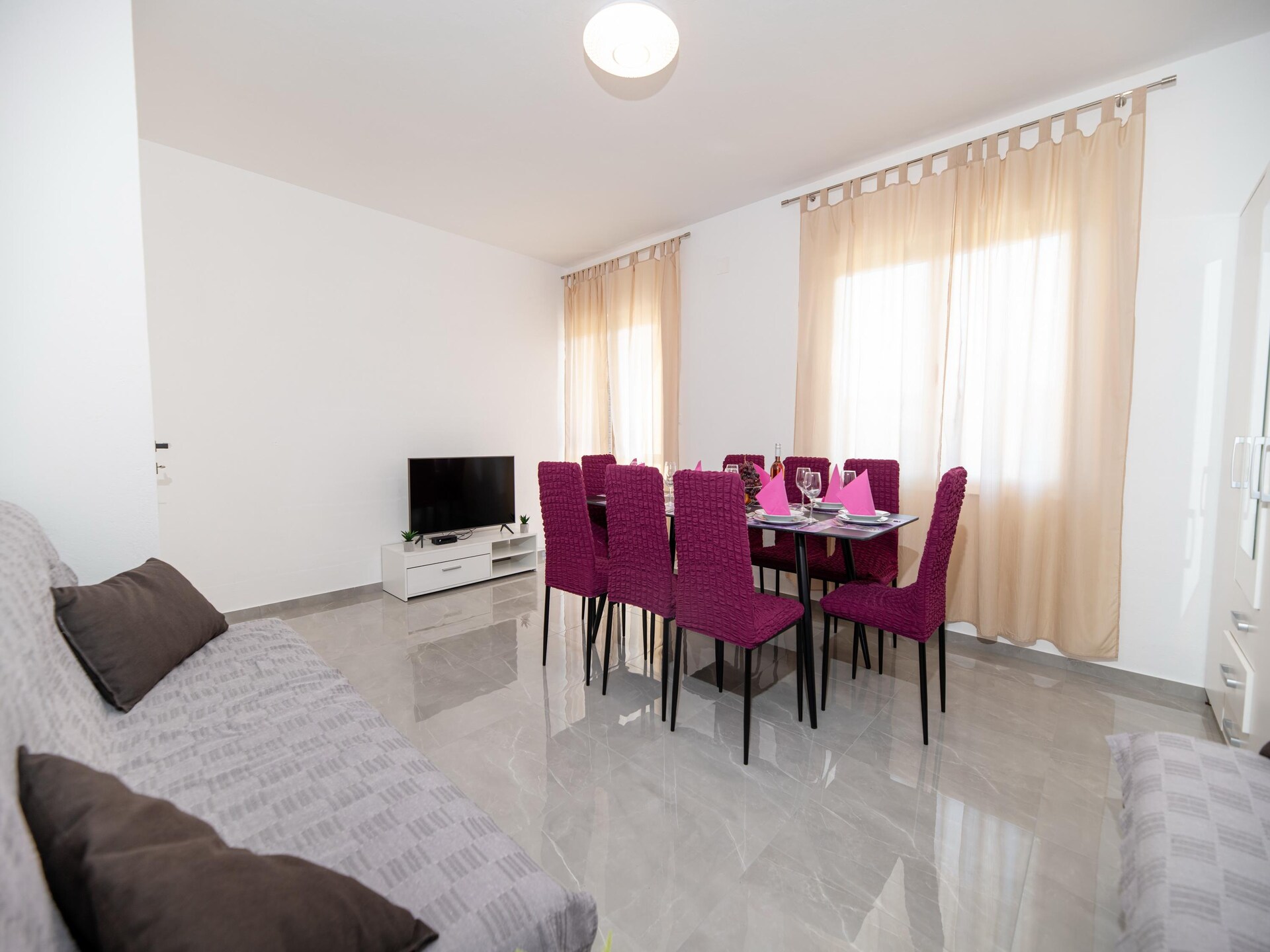8-persoons appartement aan zee in Seline - foto 11