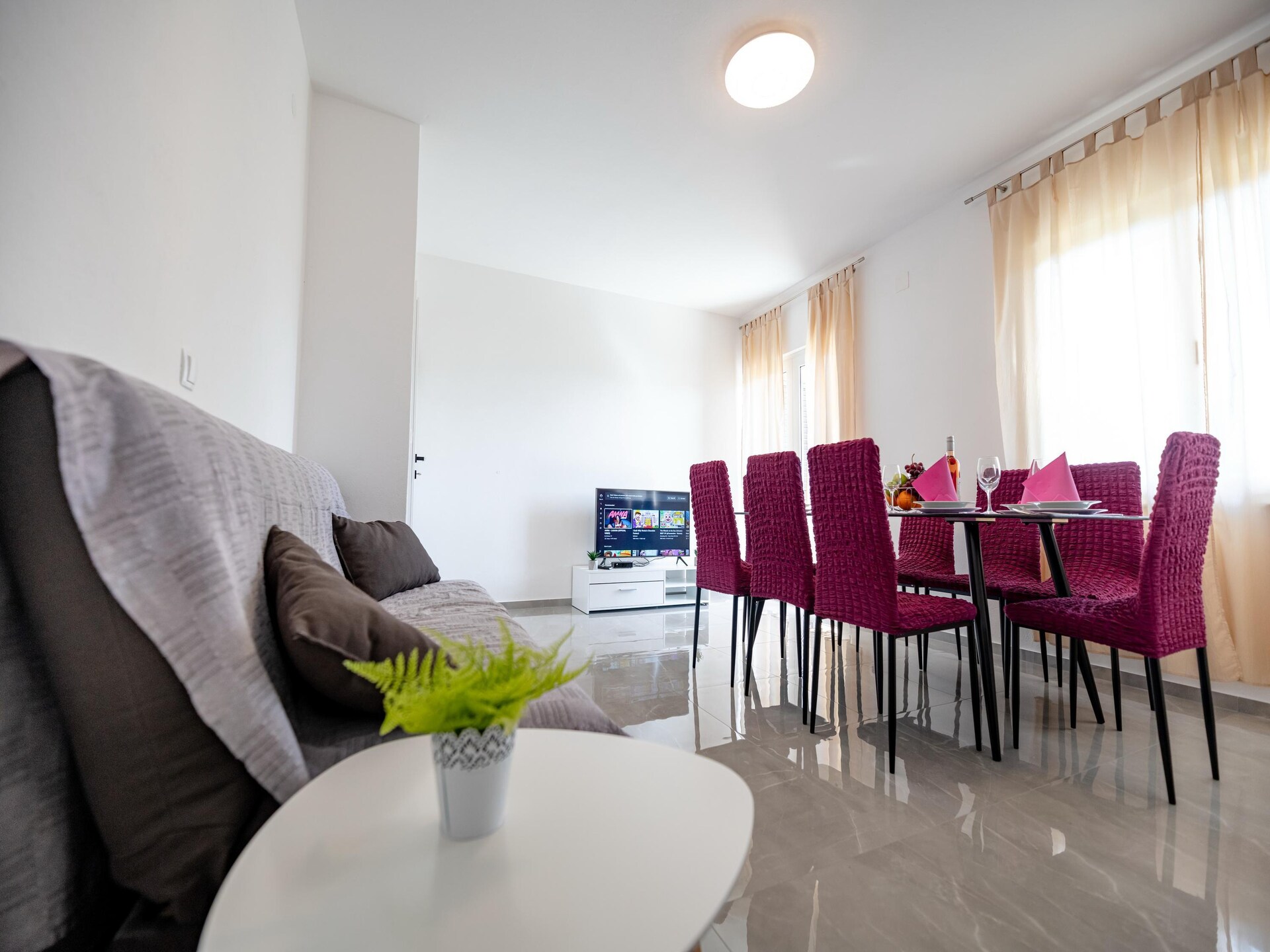 8-persoons appartement aan zee in Seline - foto 16