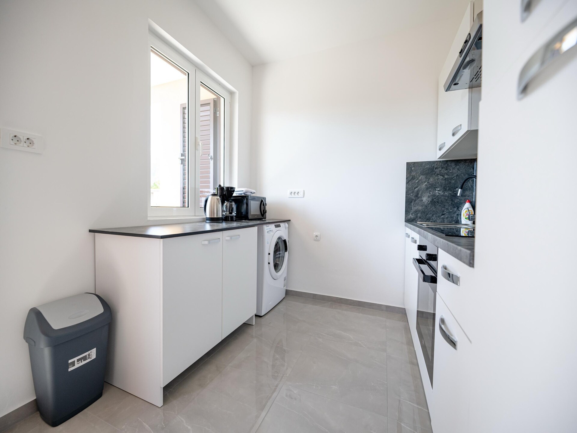 8-persoons appartement aan zee in Seline - foto 34