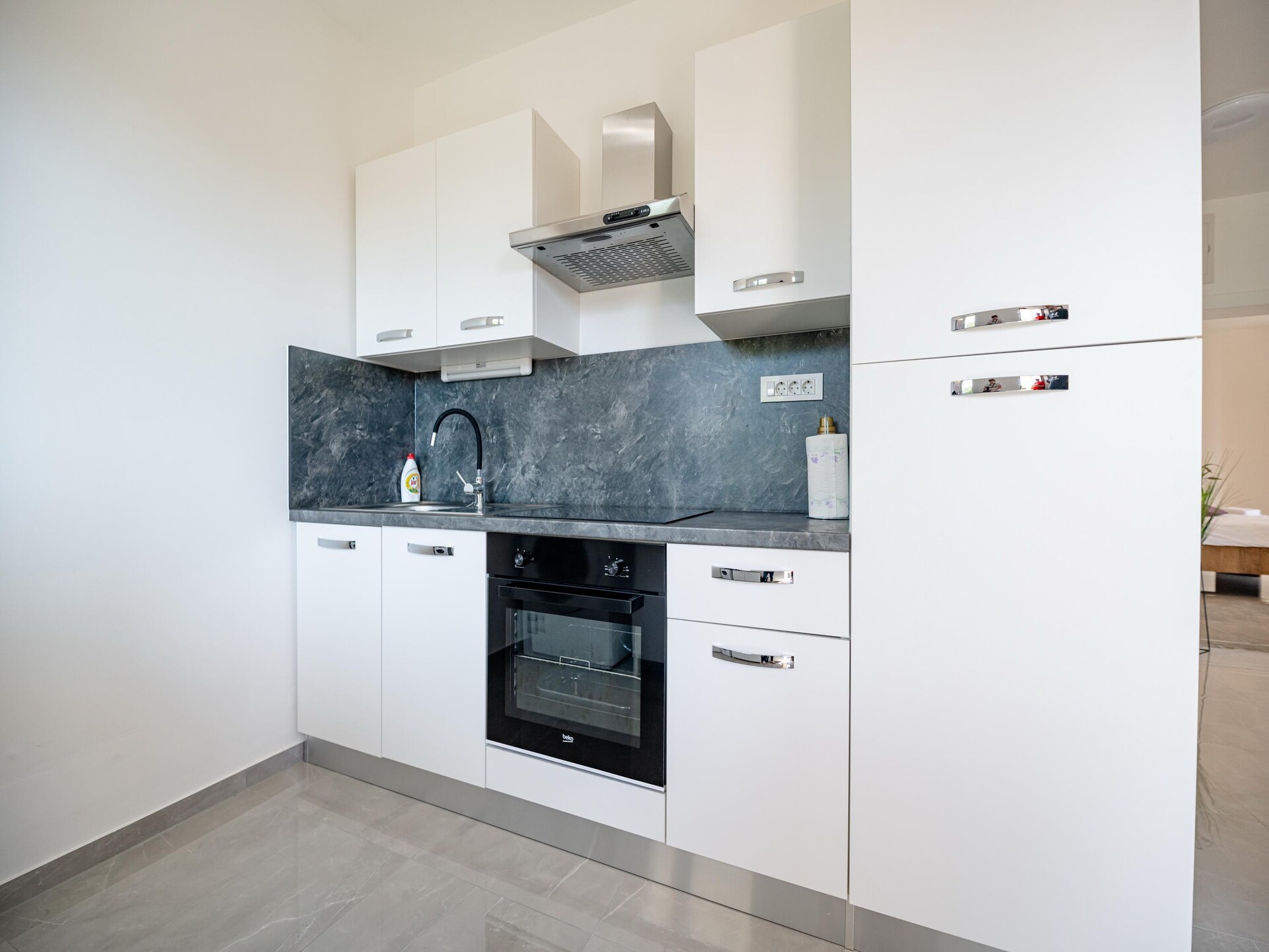 8-persoons appartement aan zee in Seline - foto 31