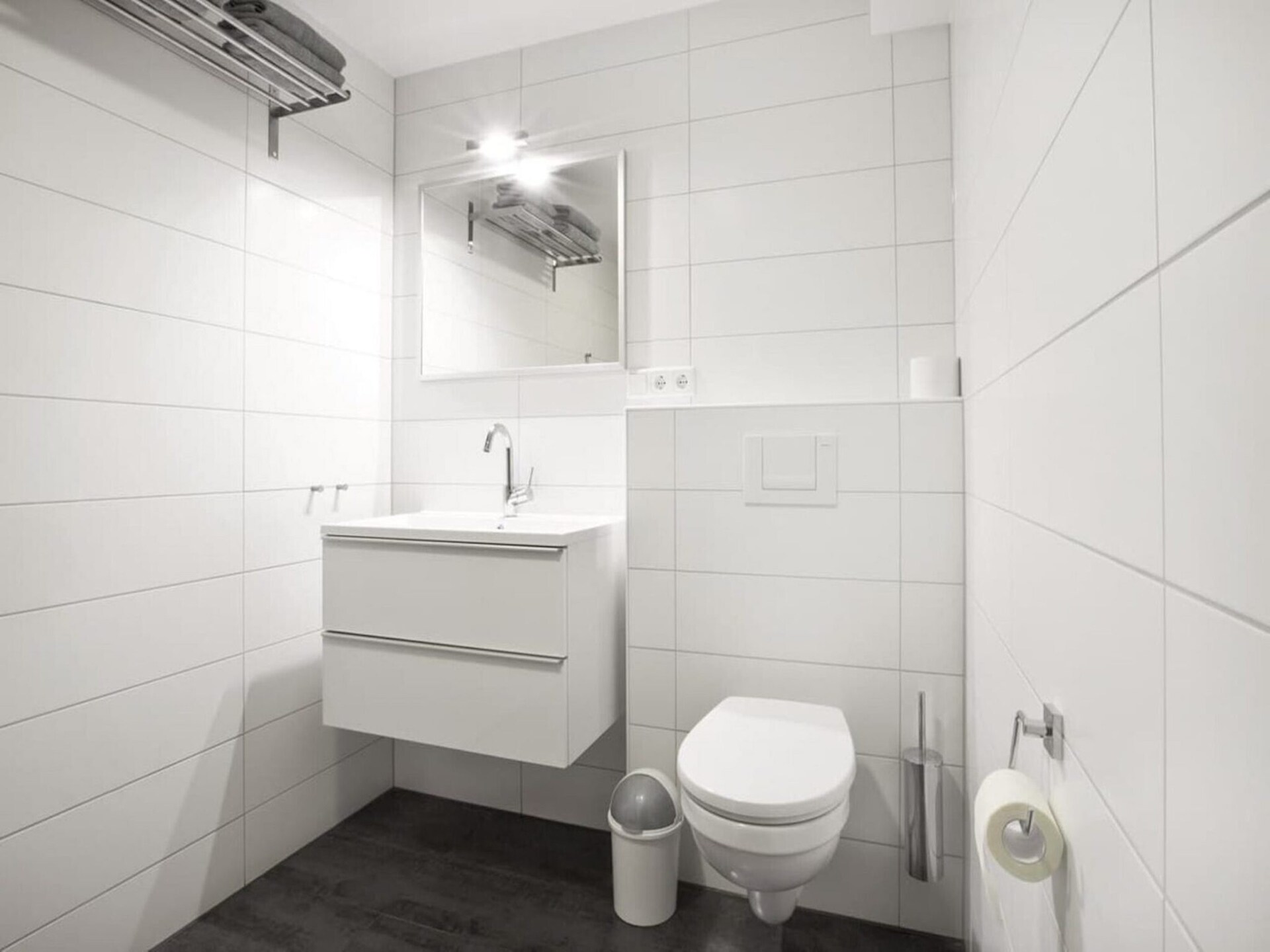 Knus 6-persoons appartement met handgemaakte meubels nabij de piste - foto 14