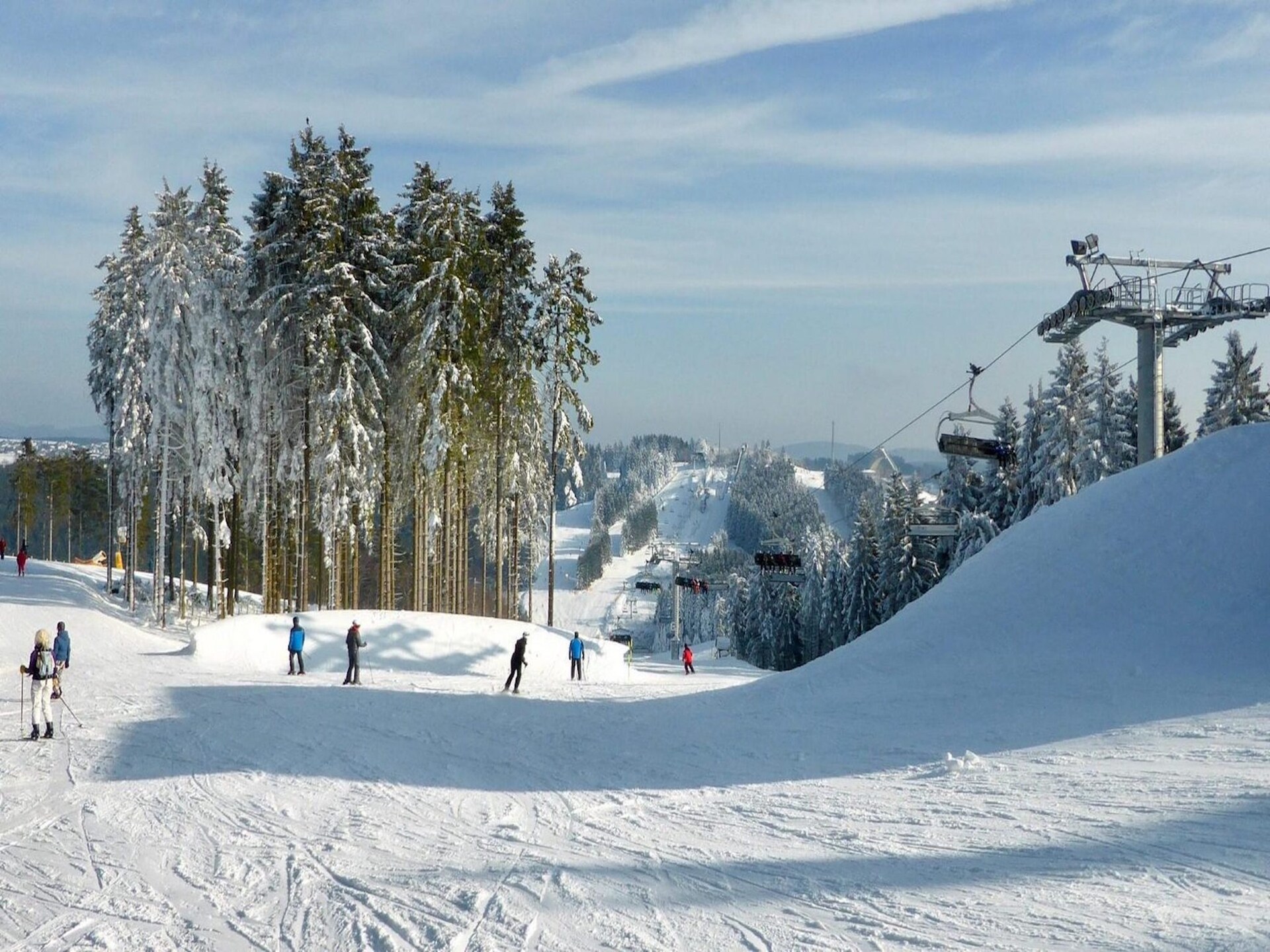 Knus 6-persoons appartement met handgemaakte meubels nabij de piste - foto 22