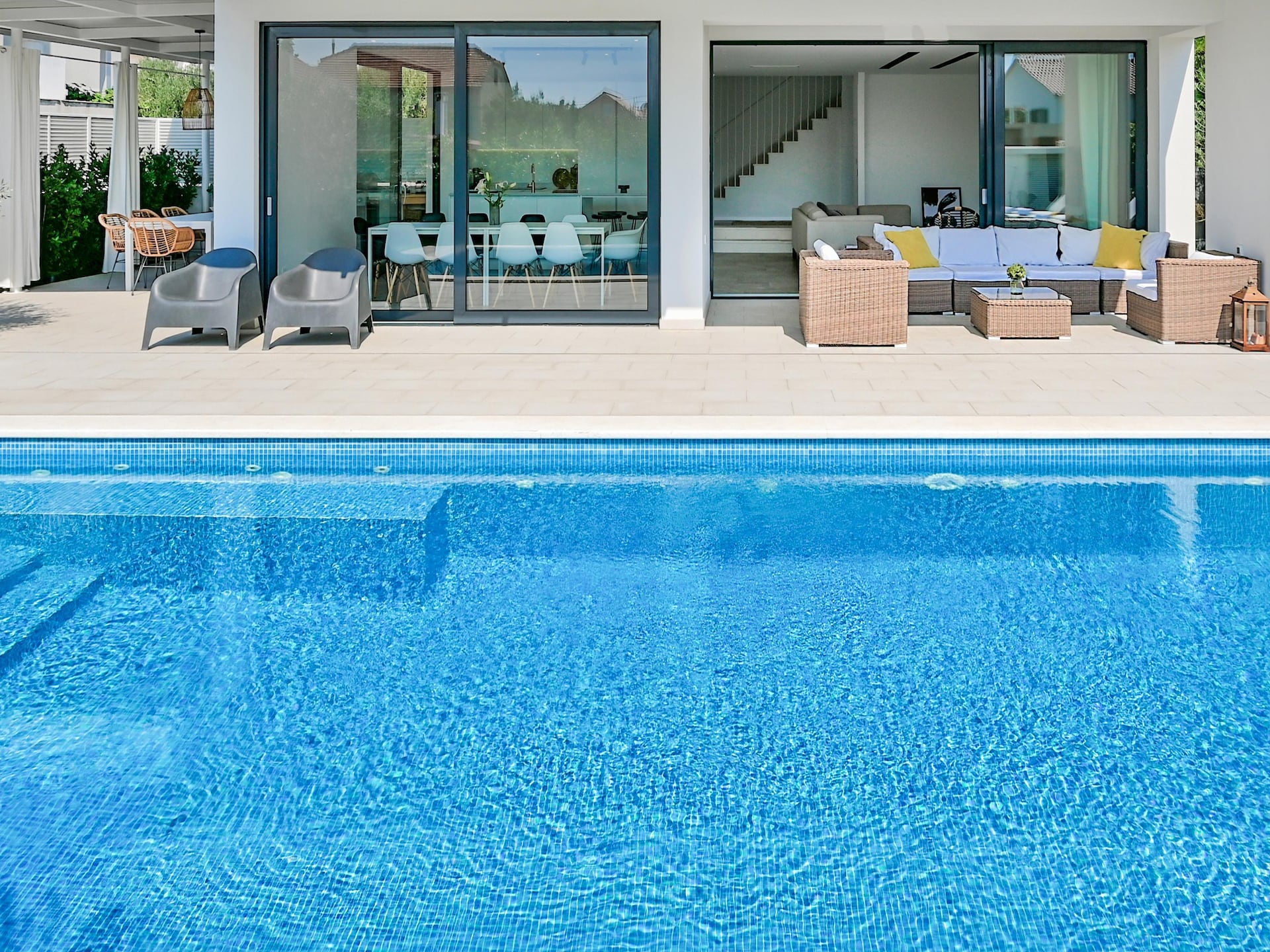 11-persoons luxe villa aan zee in Kaštel Štafilić - foto 32