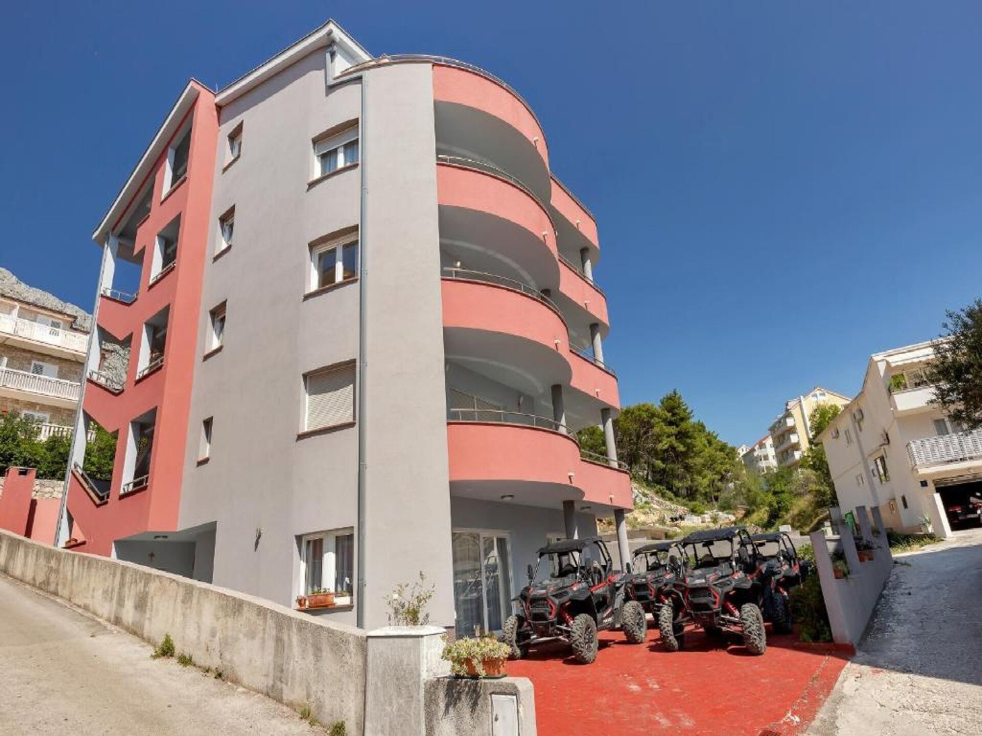 Rustig appartement met balkon op 400m van het strand in Baška Voda - foto 17