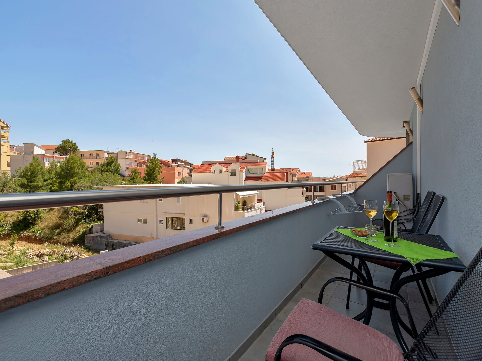 Sfeervol appartement voor 4 personen vlakbij zee in Baška Voda - foto 11