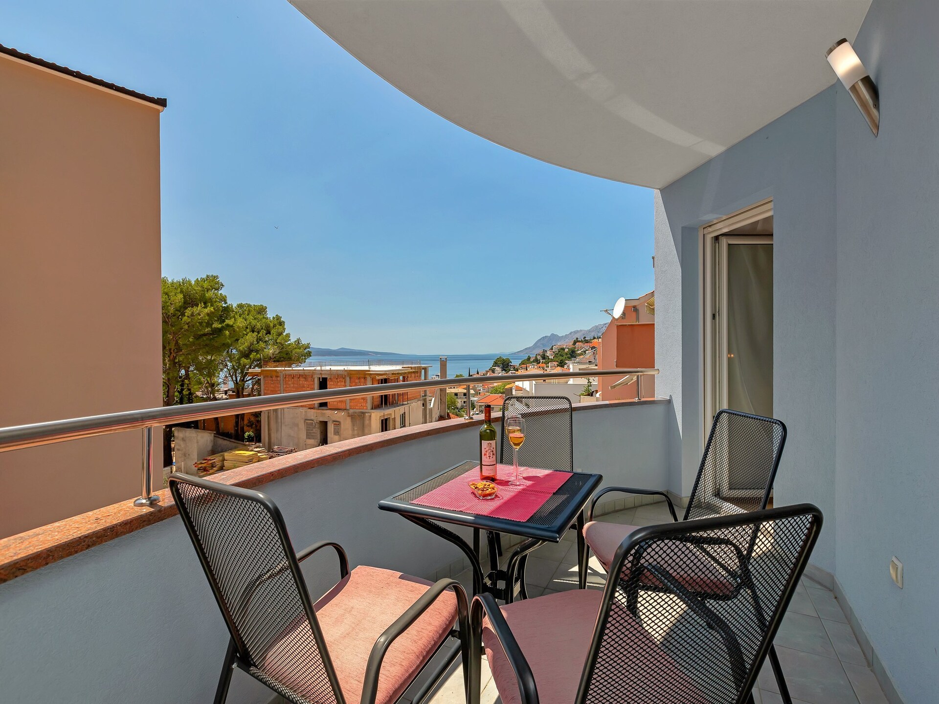 Zonnig appartement met balkon op 400m van strand in Baška Voda - foto 14