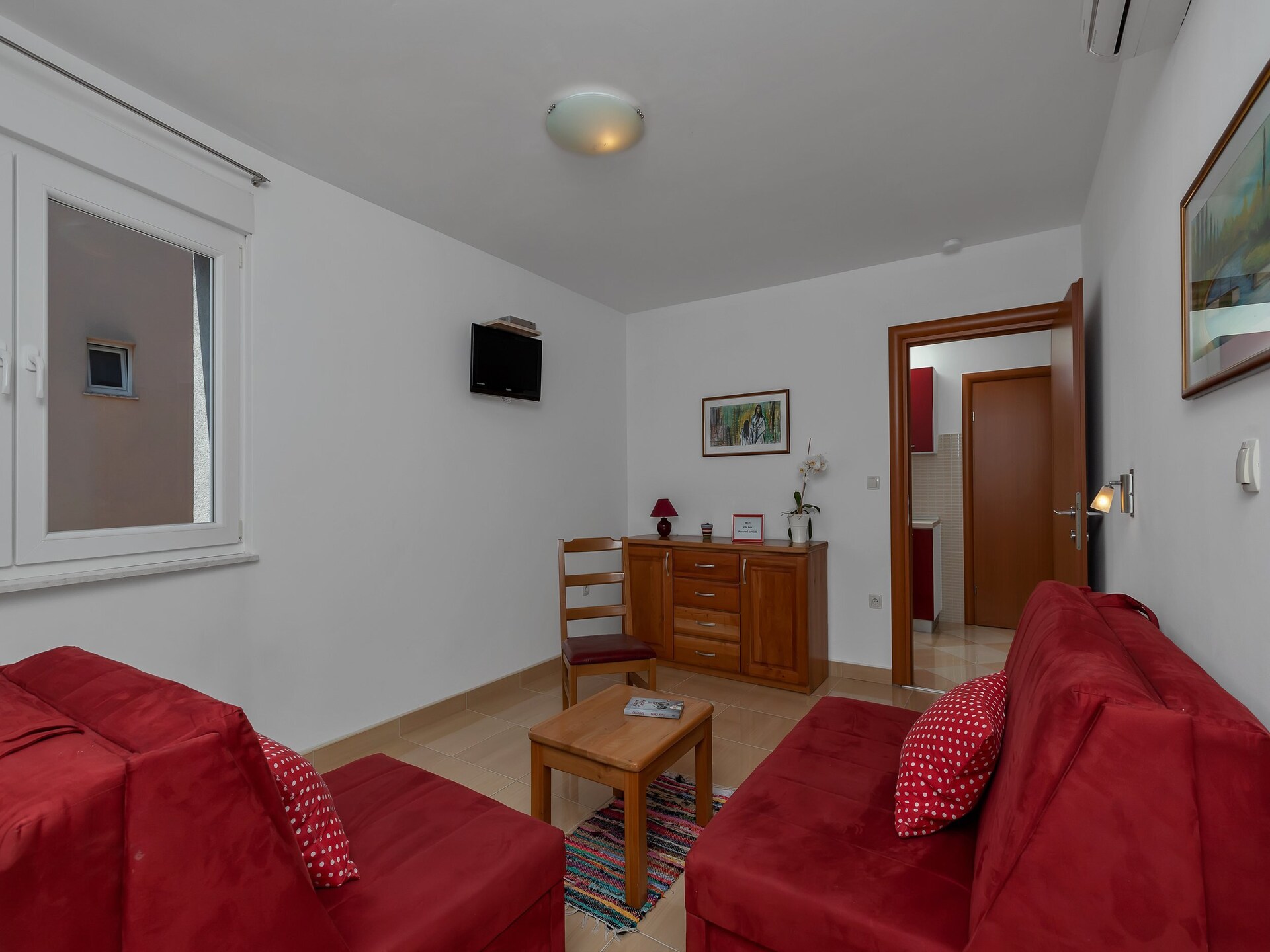 Zonnig appartement met balkon op 400m van strand in Baška Voda - foto 4