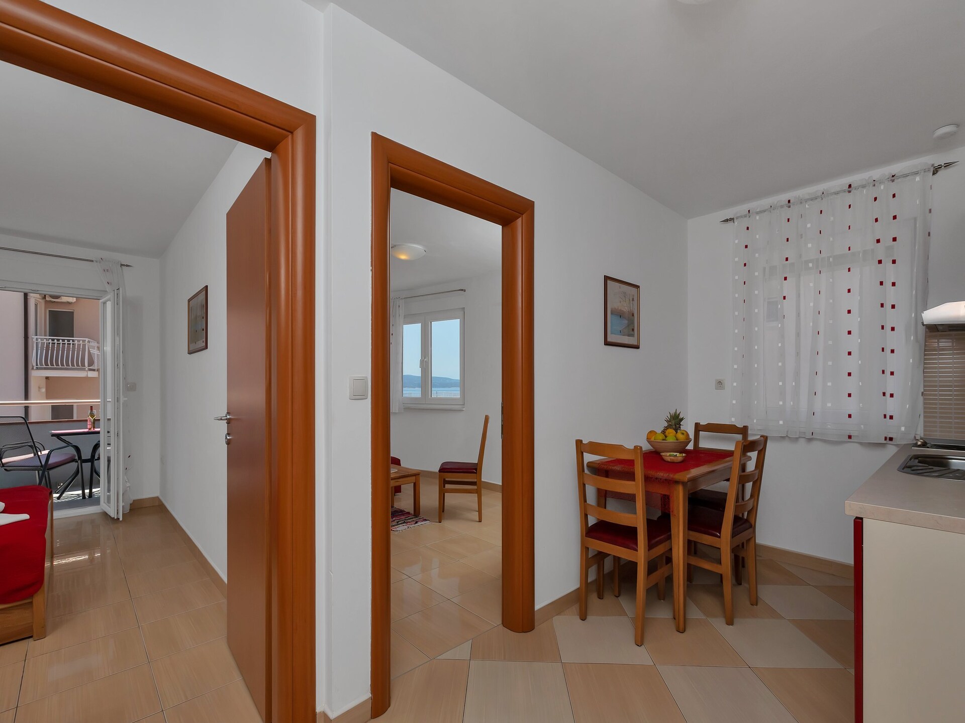 Zonnig appartement met balkon op 400m van strand in Baška Voda - foto 21